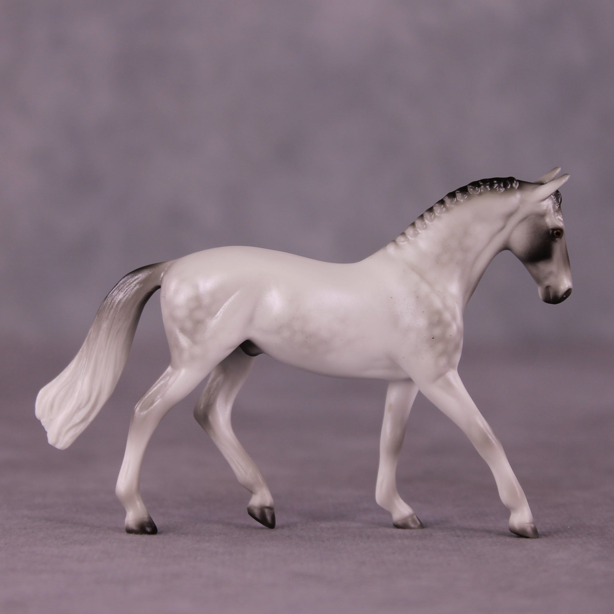 Stone Horses Midsummer Celebration Surprise Chips: The Warmblood Chips Grab Bag by Ellen Robbins SCD25