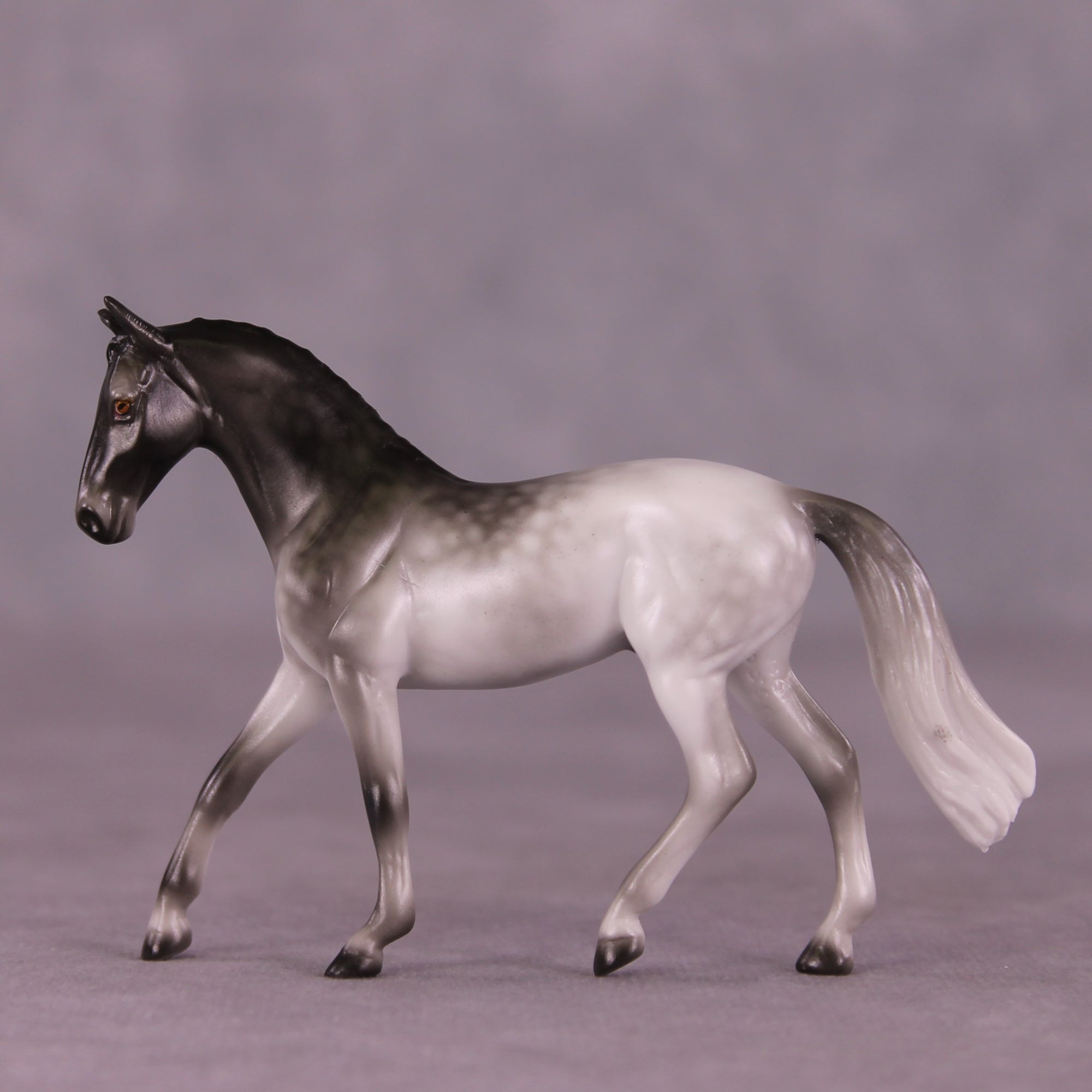 Stone Horses Midsummer Celebration Surprise Chips: The Warmblood Chips Grab Bag by Ellen Robbins SCD25