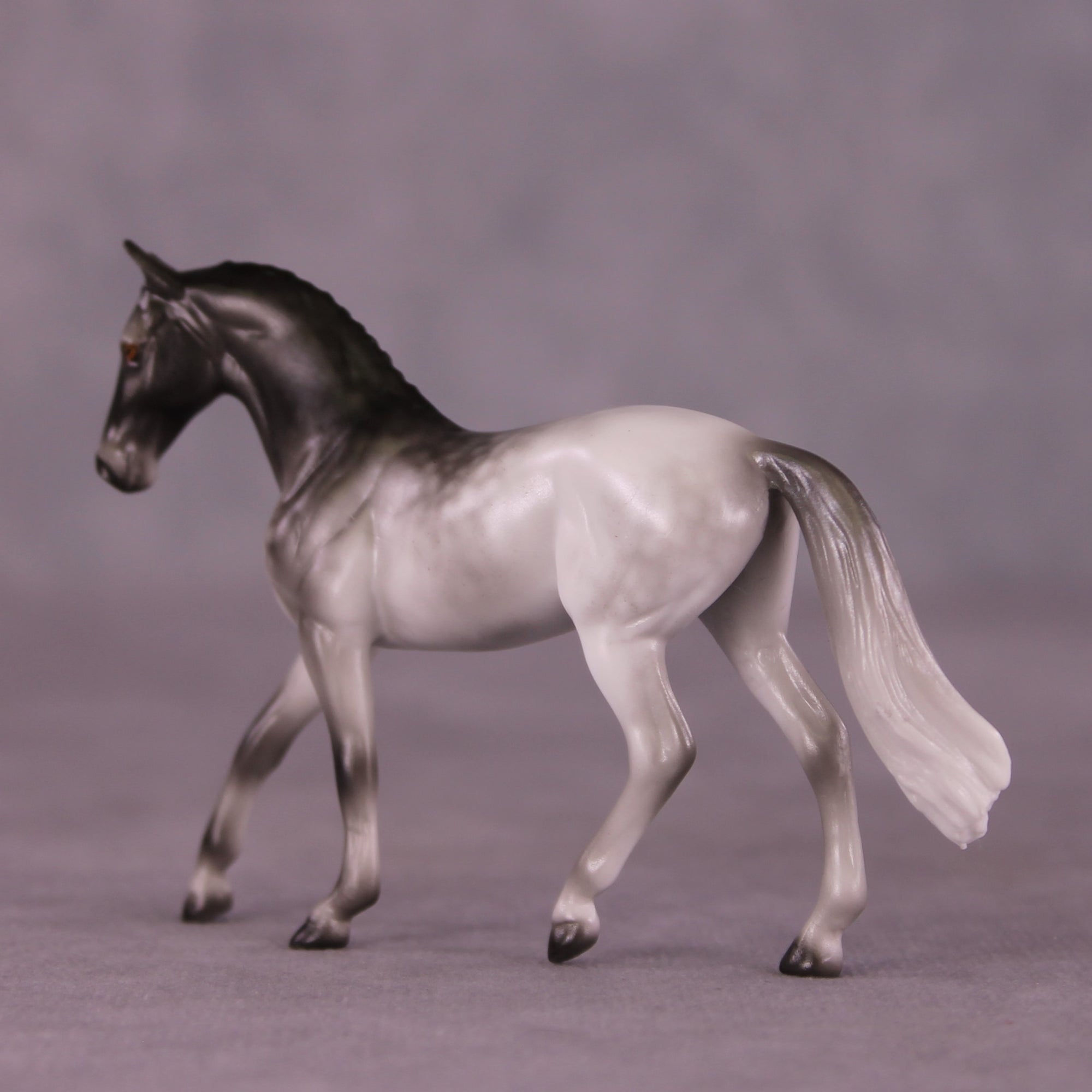 Stone Horses Midsummer Celebration Surprise Chips: The Warmblood Chips Grab Bag by Ellen Robbins SCD25