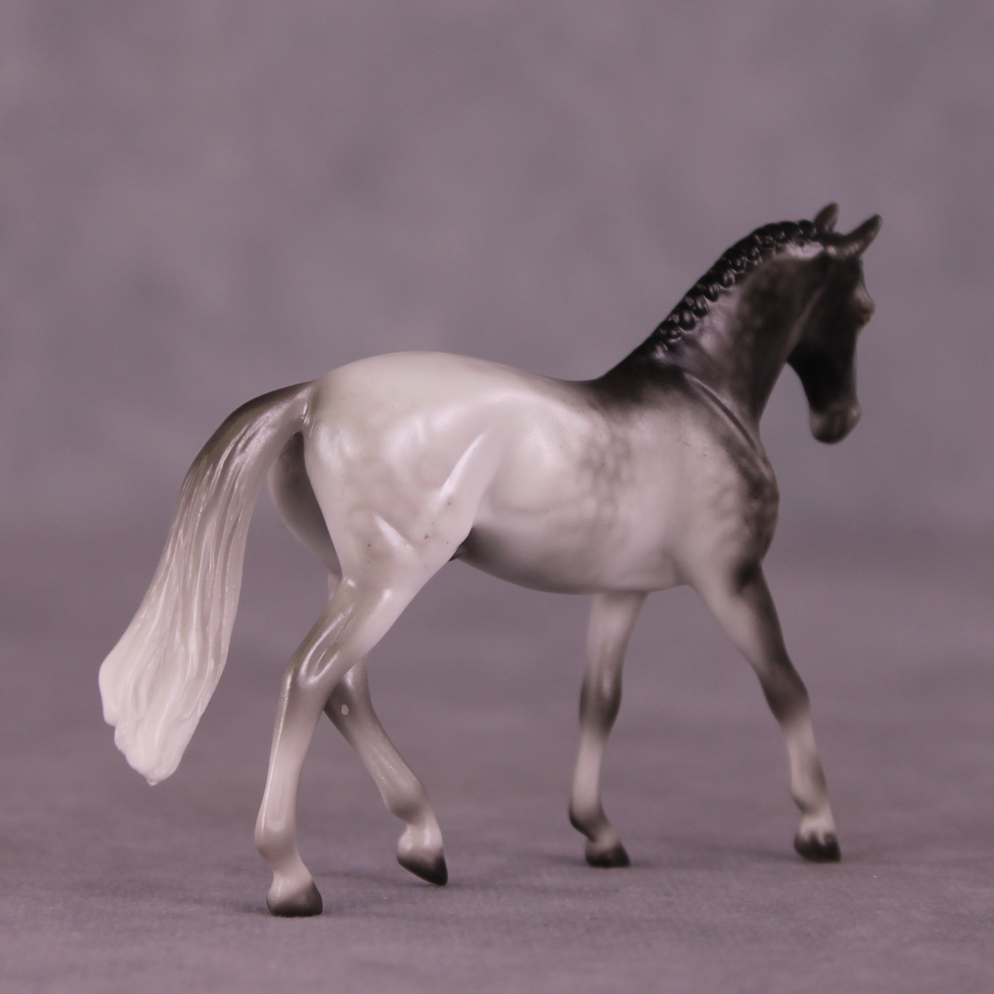 Stone Horses Midsummer Celebration Surprise Chips: The Warmblood Chips Grab Bag by Ellen Robbins SCD25