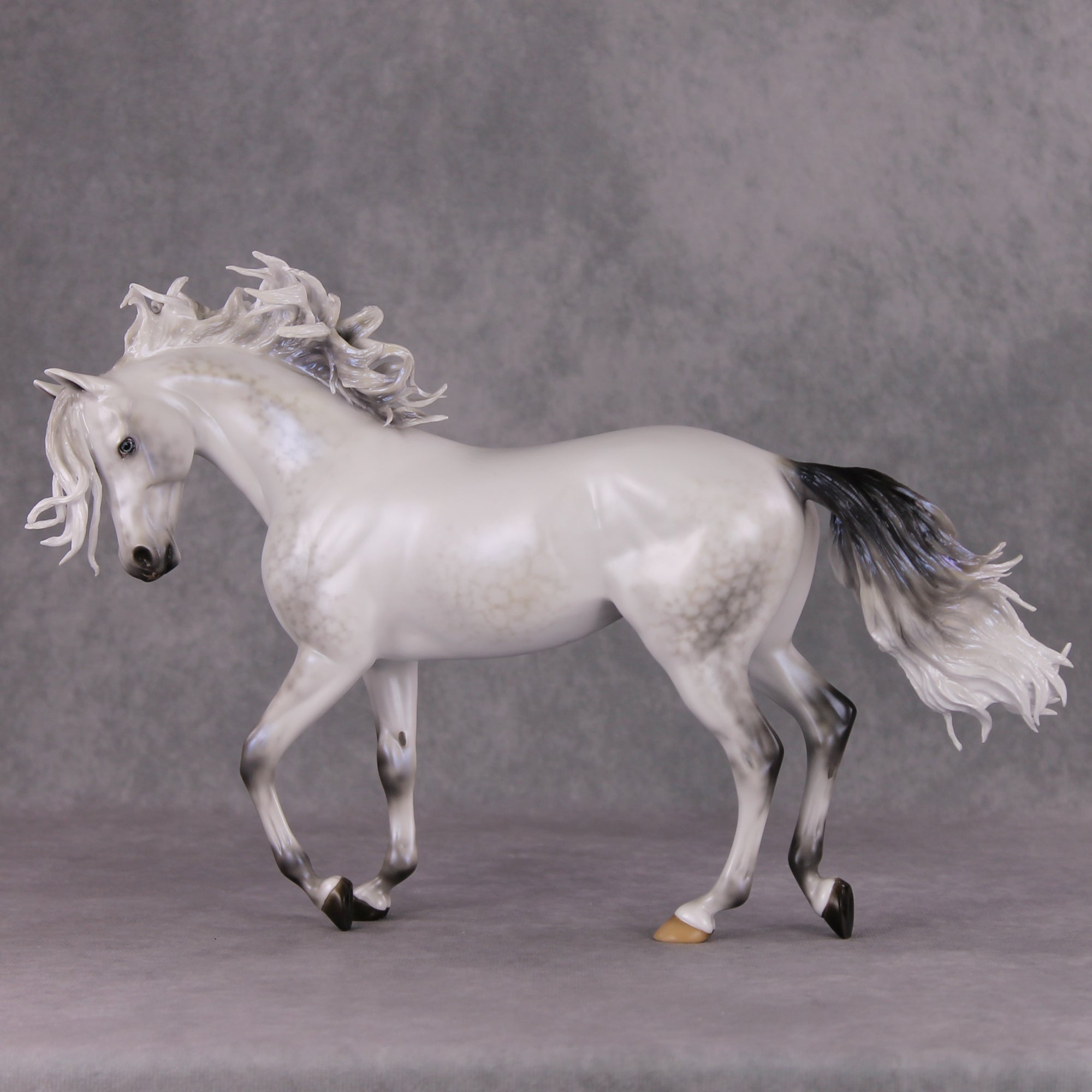 Jadis OOAK Pearl Dapple Grey Custom Thoroughbred By Ellen Robbins HS24 Best Offer
