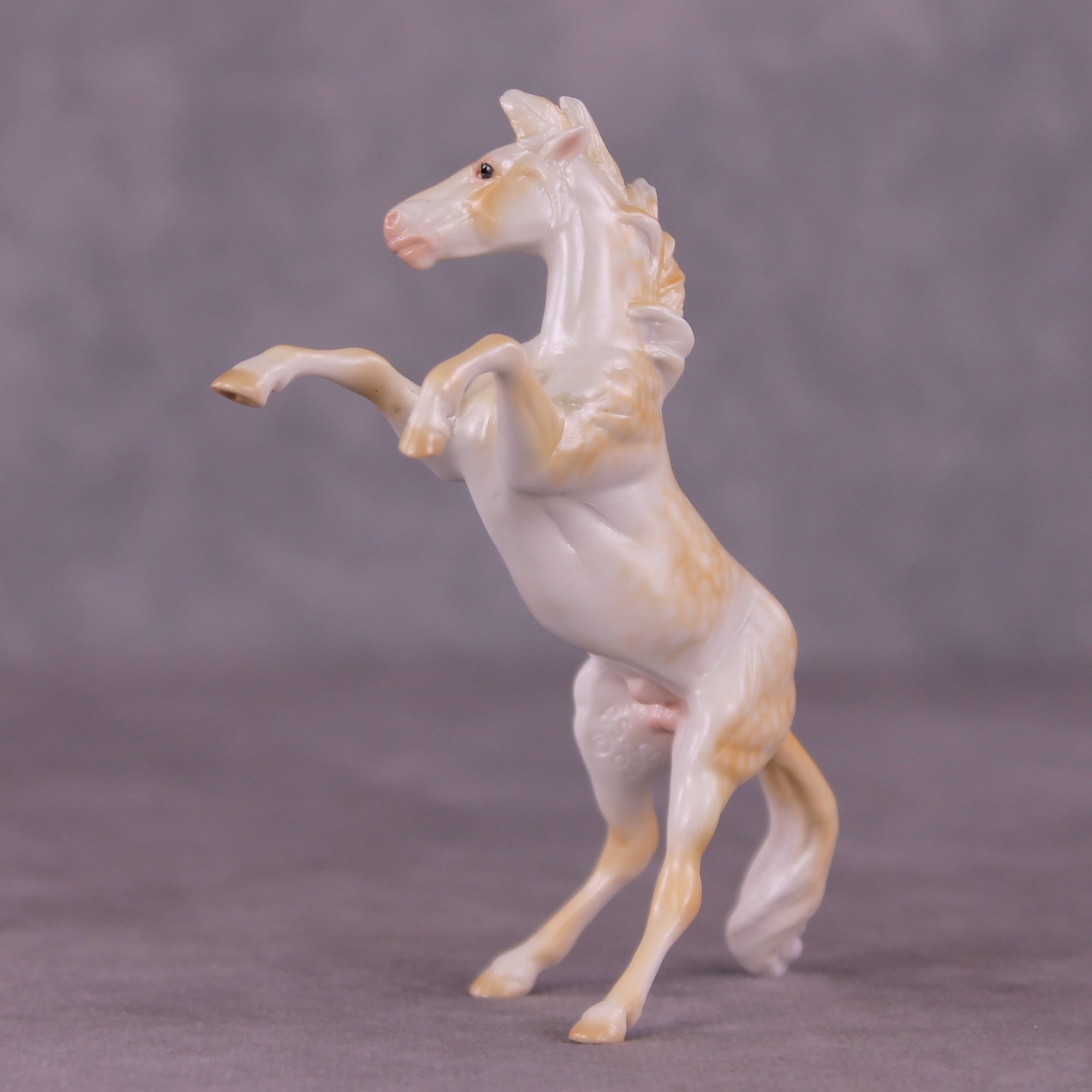 Stone Horses Midsummer Celebration Surprise Chips: The Rearing Mustang Chips Grab Bags by Ellen Robbins SCD25