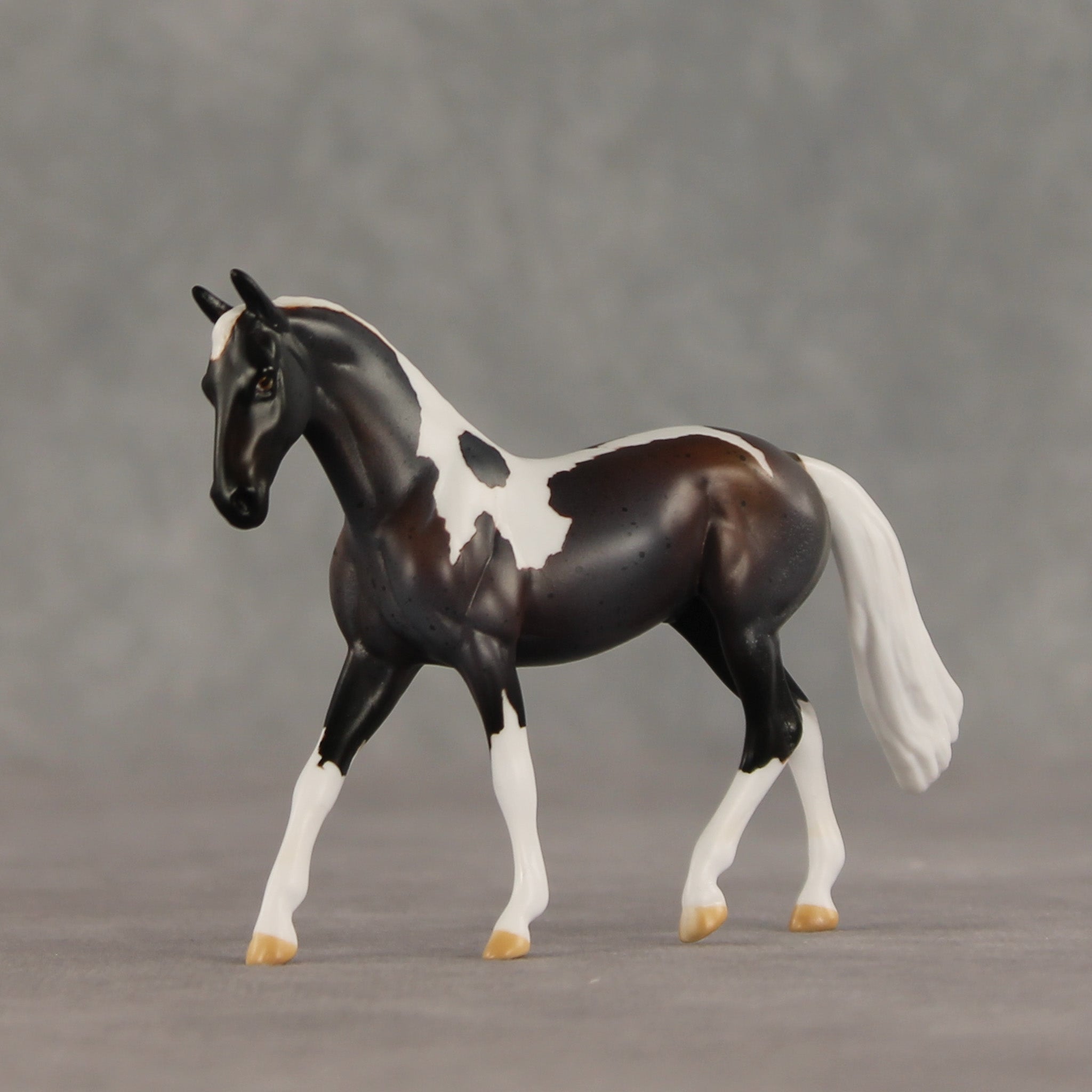 Hot Topic LE-5 Chip Warmblood by Anna Rieck April $99 Chips