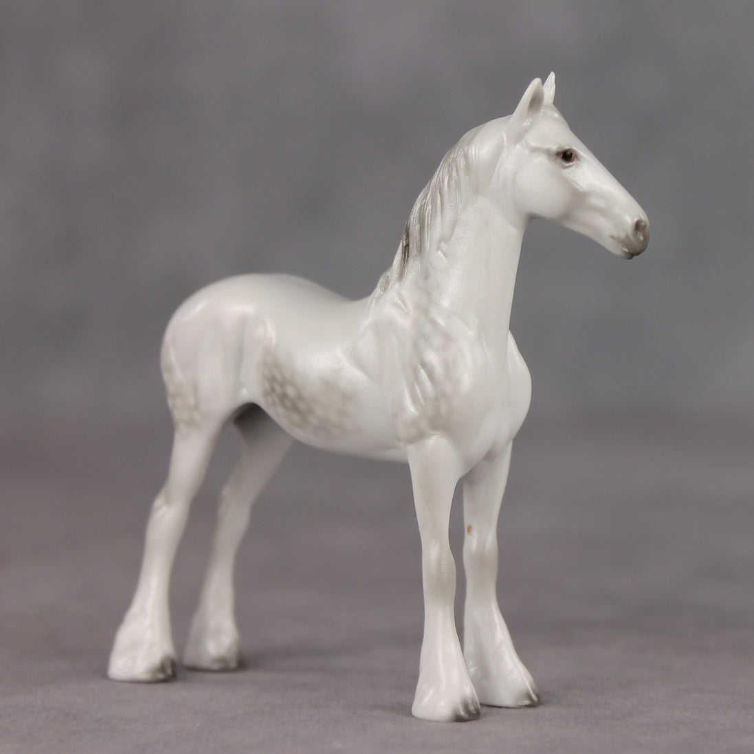 Cold Smile Glossy LE-10 FCM Chip Standing Drafter by Ellen Robbins YP26
