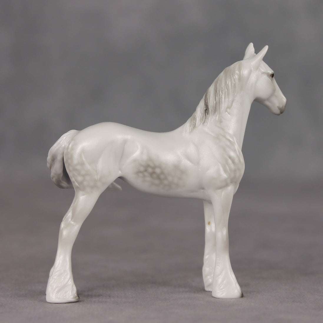 Cold Smile Glossy LE-10 FCM Chip Standing Drafter by Ellen Robbins YP26