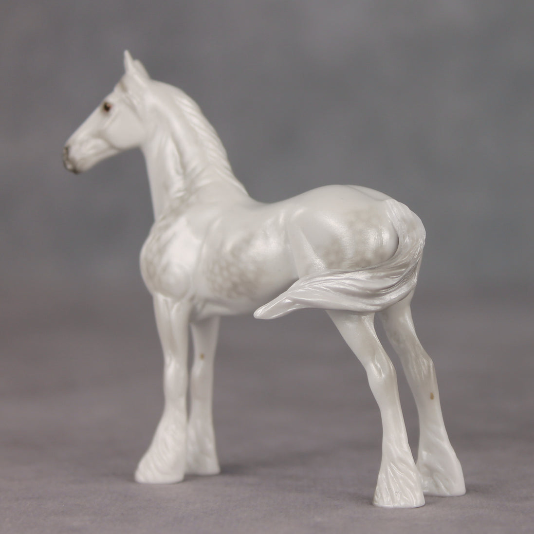 Cold Smile Glossy LE-10 FCM Chip Standing Drafter by Ellen Robbins YP26