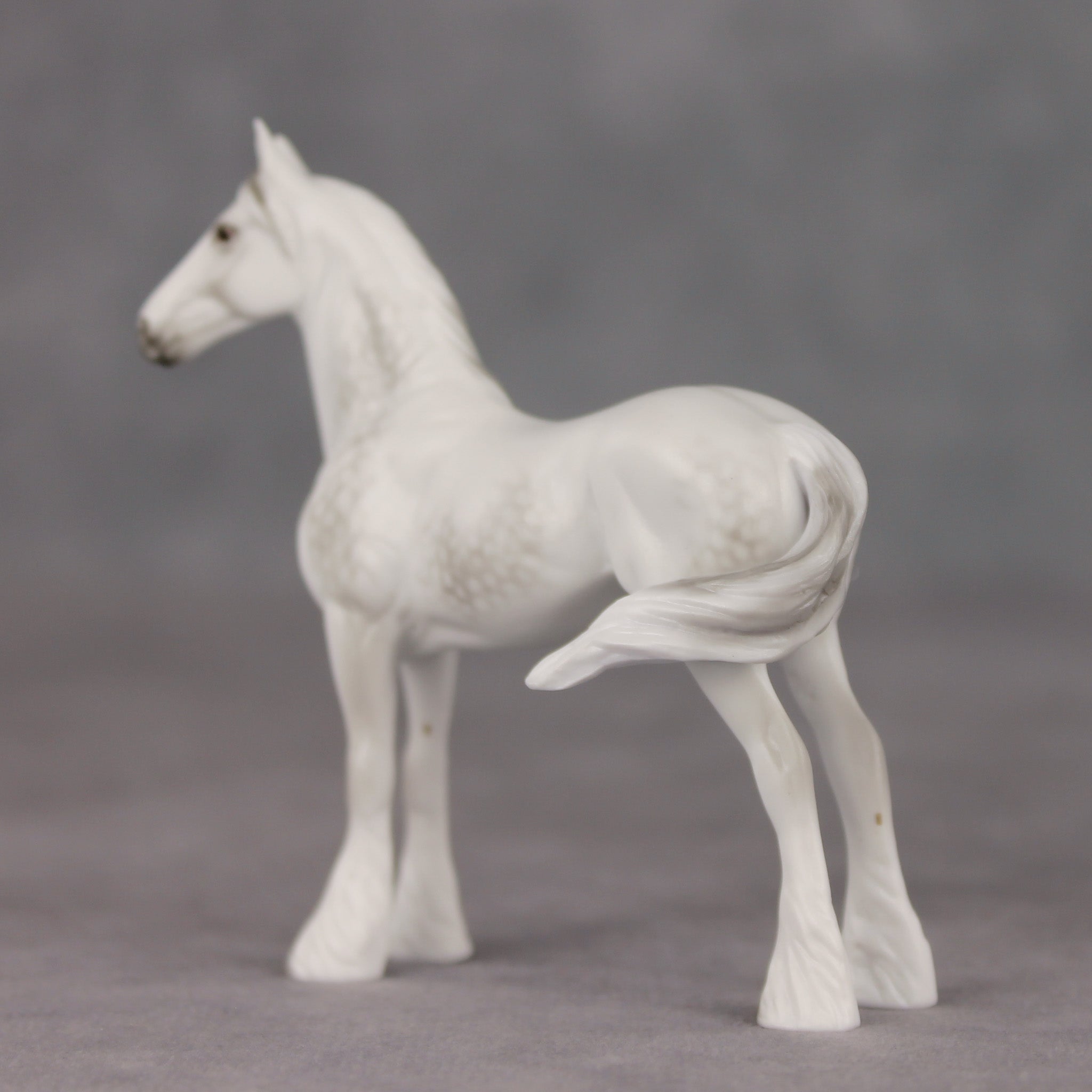 Cold Smile Matte LE-10 FCM Chip Standing Drafter by Ellen Robbins YP26