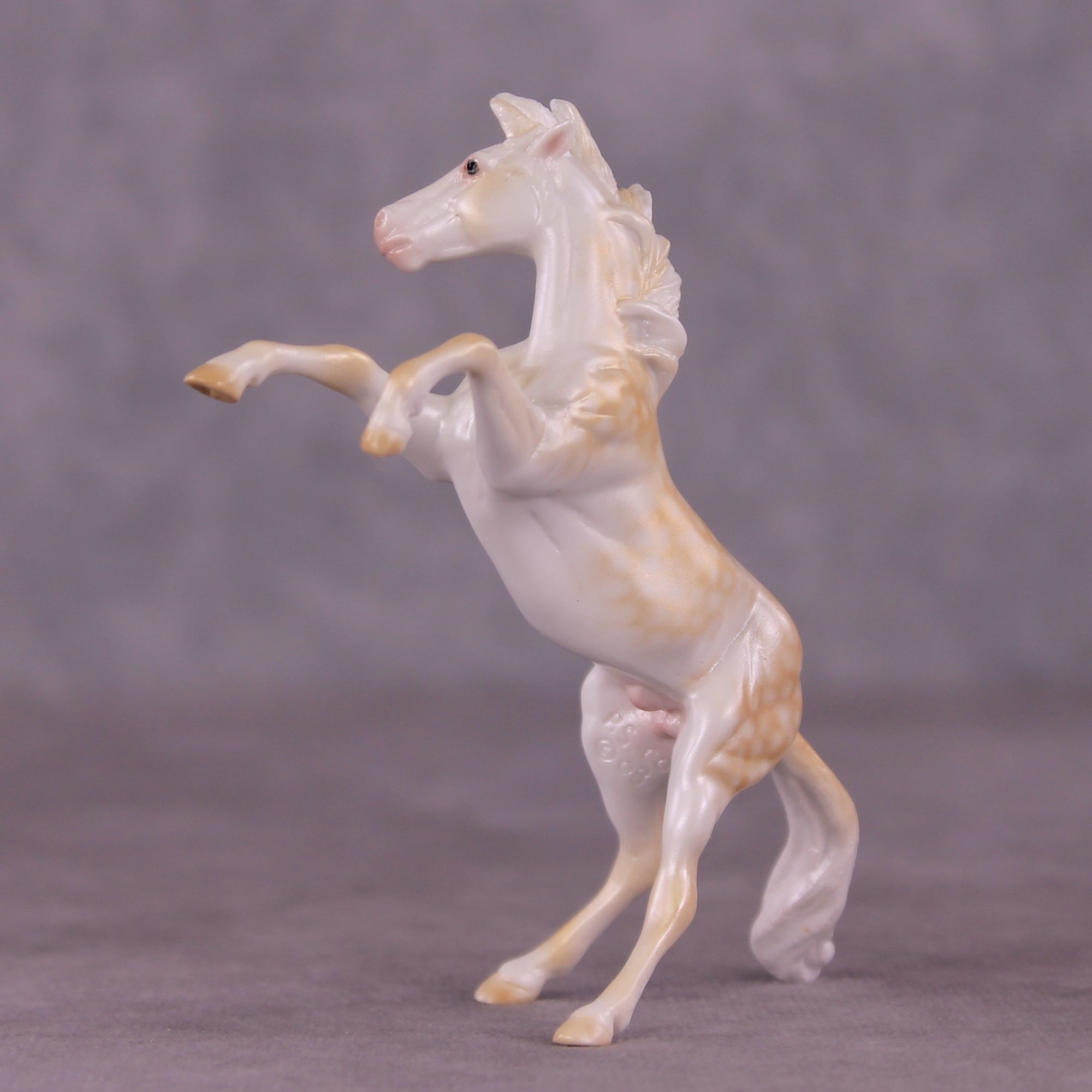 Stone Horses Midsummer Celebration Surprise Chips: The Rearing Mustang Chips Grab Bags by Ellen Robbins SCD25