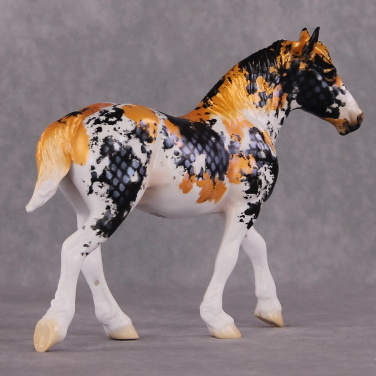 "Sanshoku" OOAK Koi Inspired Pebble Draft by Jess Hamill