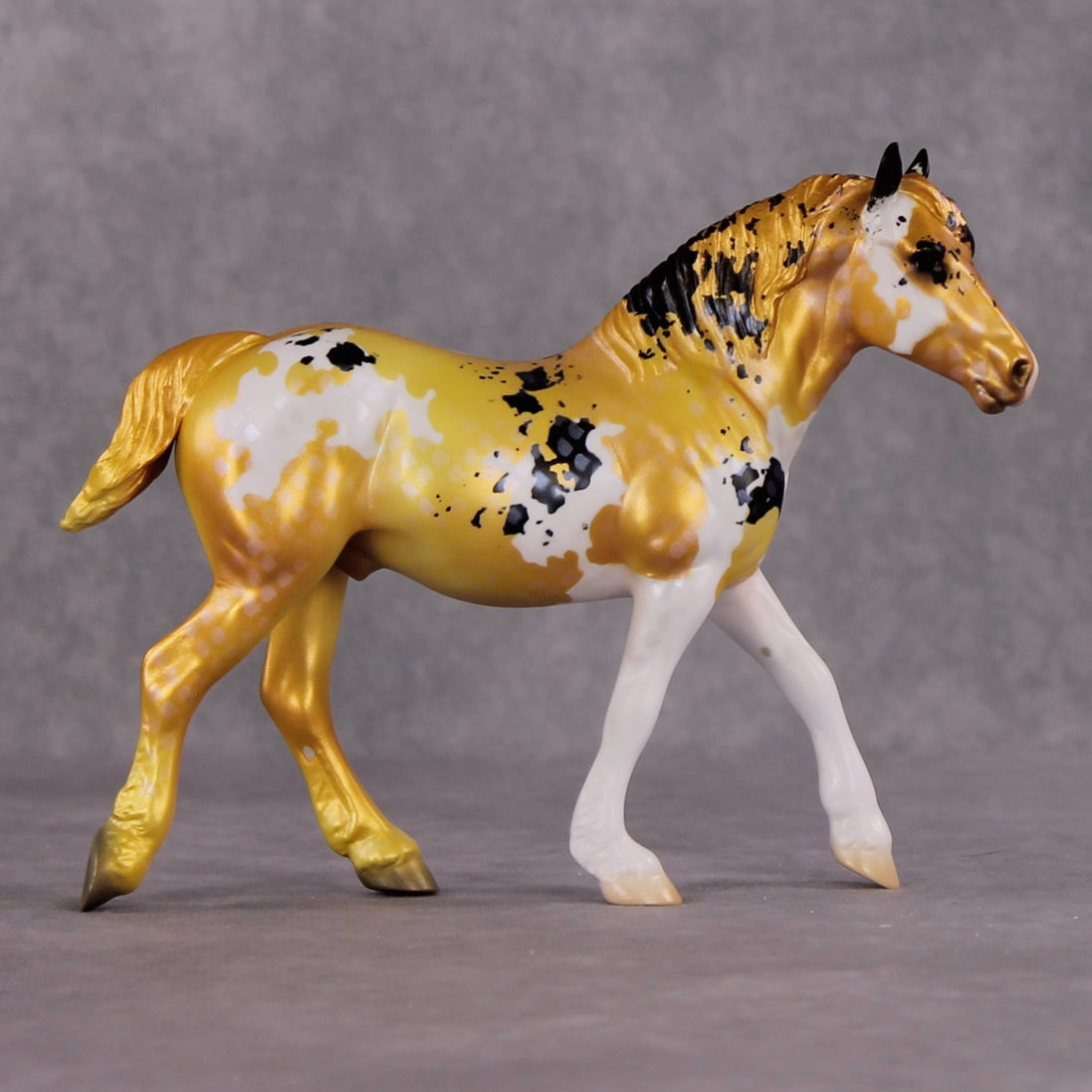 "Asagi" OOAK Koi Inspired Pebble Draft by Jess Hamill
