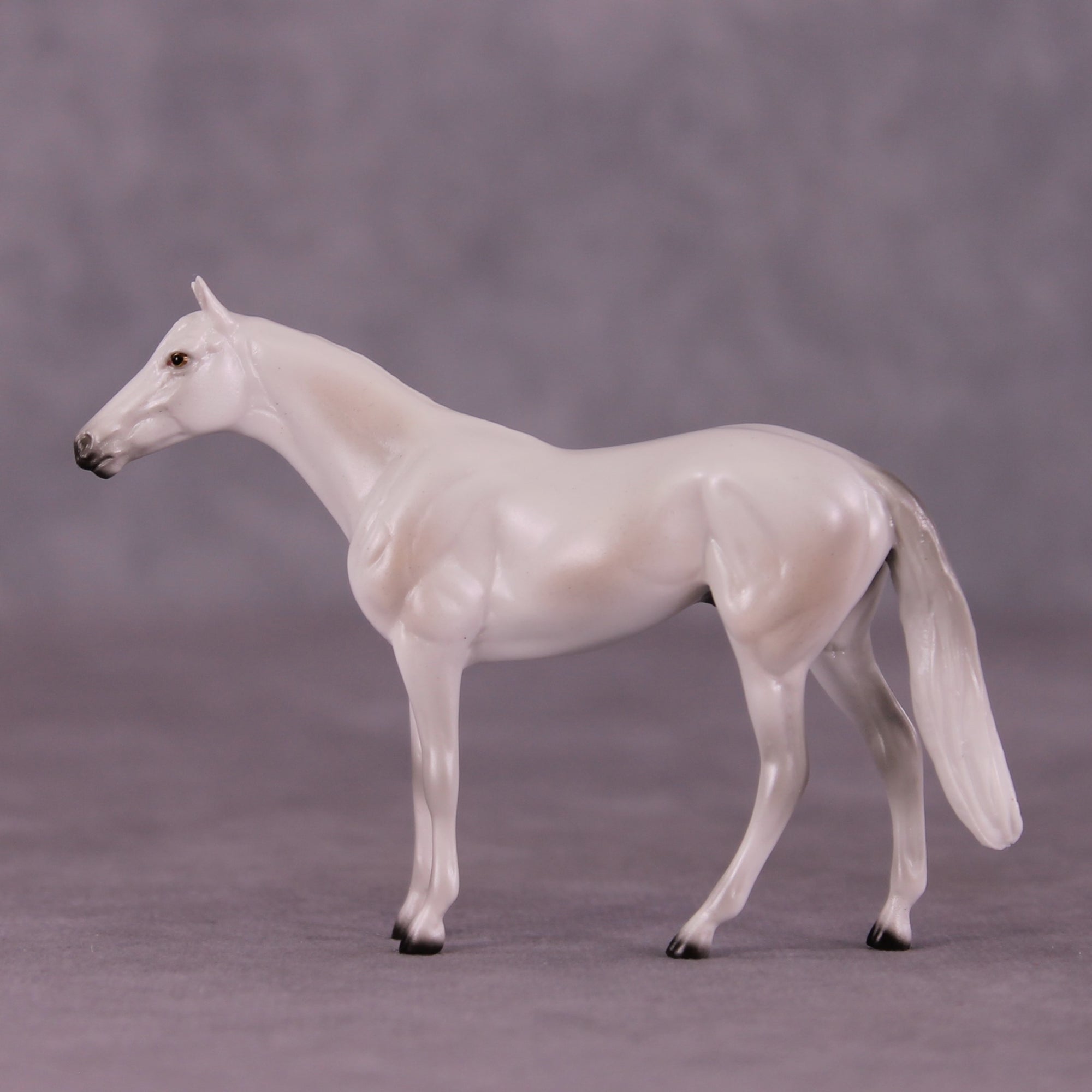 Stone Horses Midsummer Celebration Surprise Chips: The Thoroughbred Chips Grab Bags by Ellen Robbins SCD25