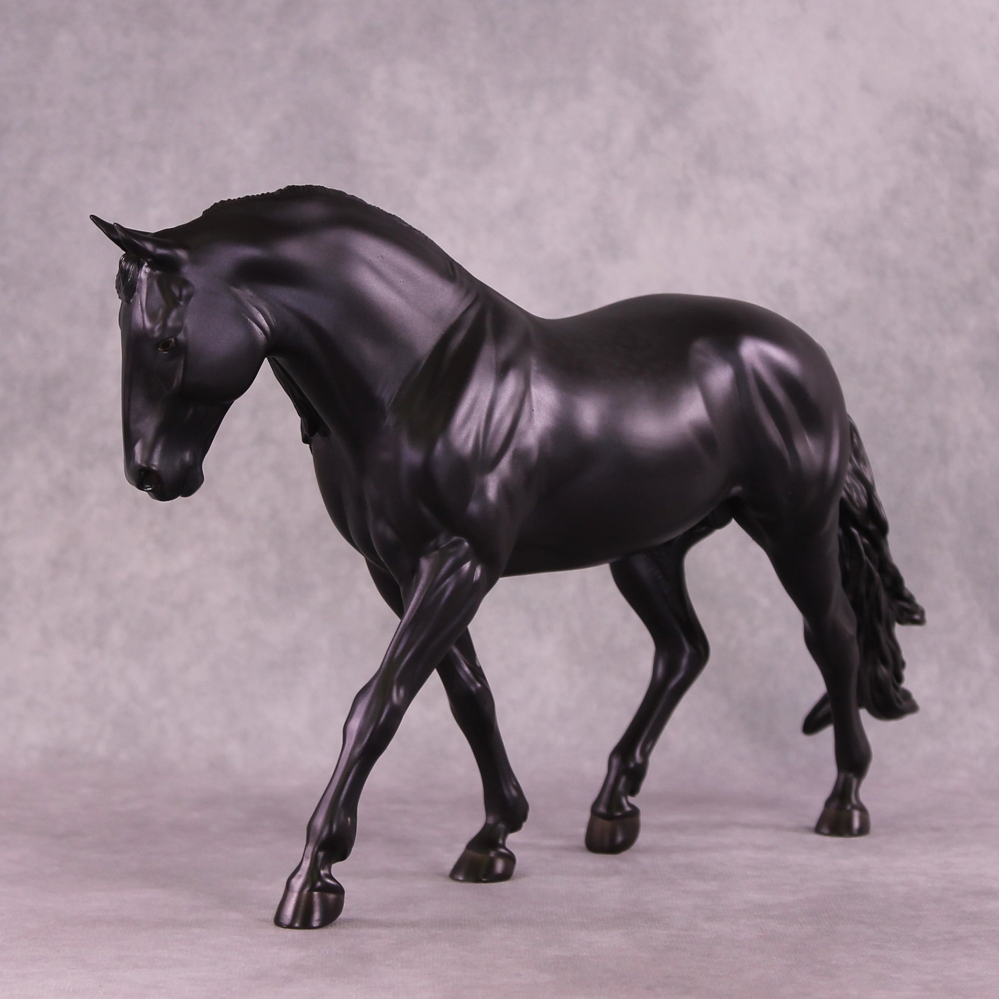 PREVIEW Art of the Horse "Karma" LE-7 FCM Irish Draught by Ashley Palmer EQ25