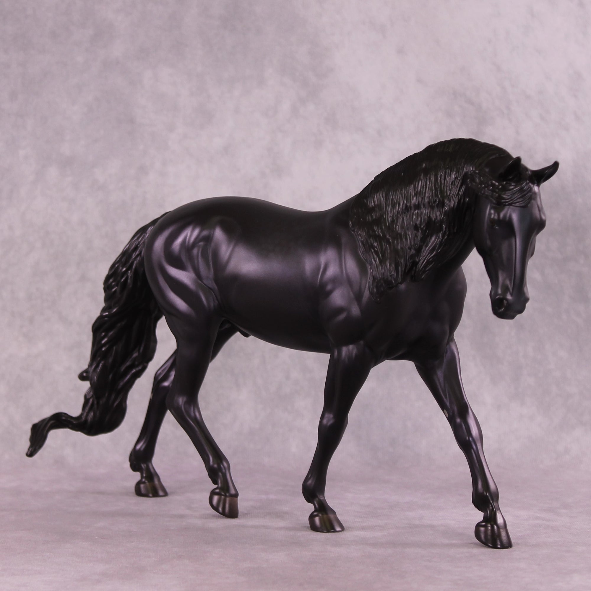PREVIEW Art of the Horse "Karma" LE-7 FCM Irish Draught by Ashley Palmer EQ25
