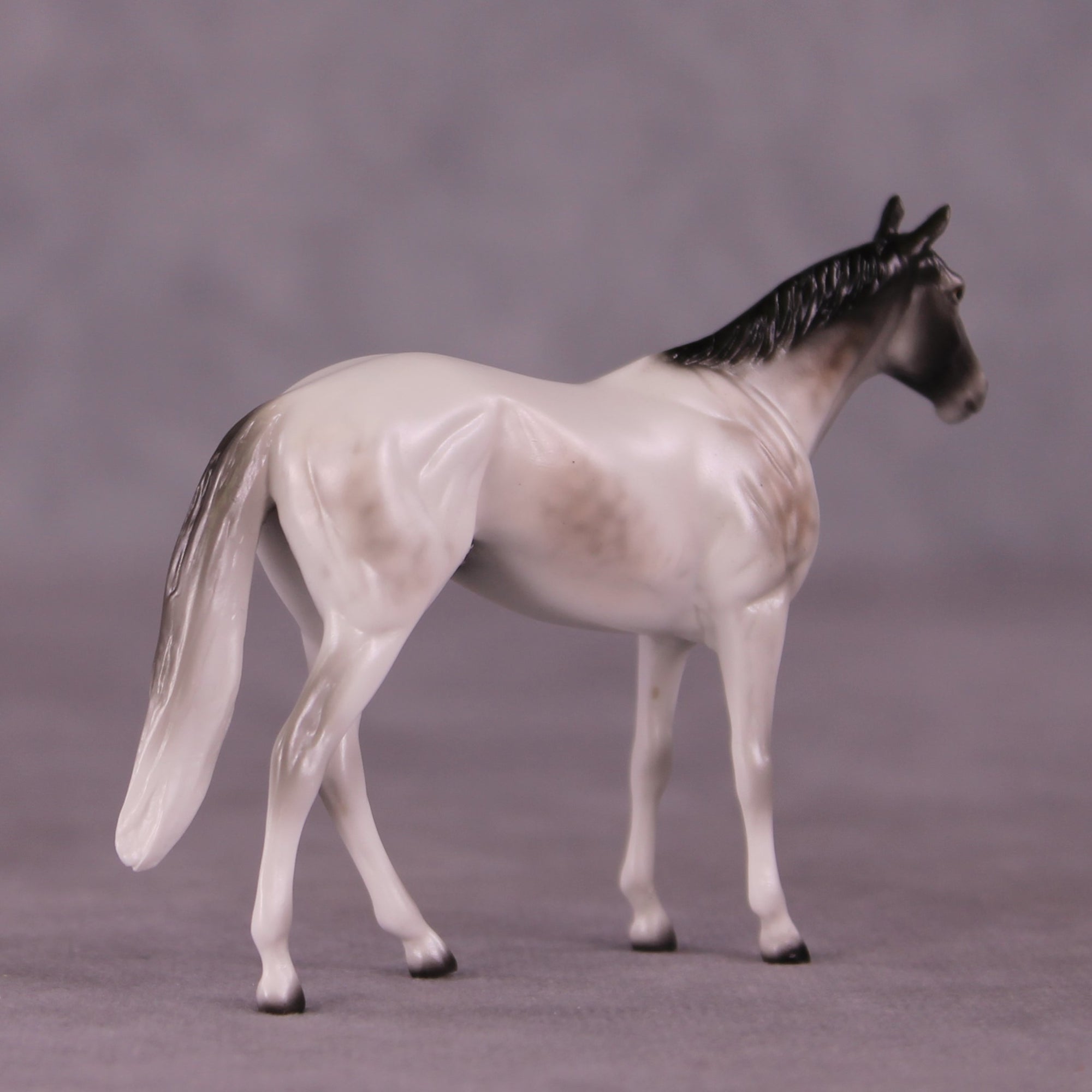 Stone Horses Midsummer Celebration Surprise Chips: The Thoroughbred Chips Grab Bags by Ellen Robbins SCD25