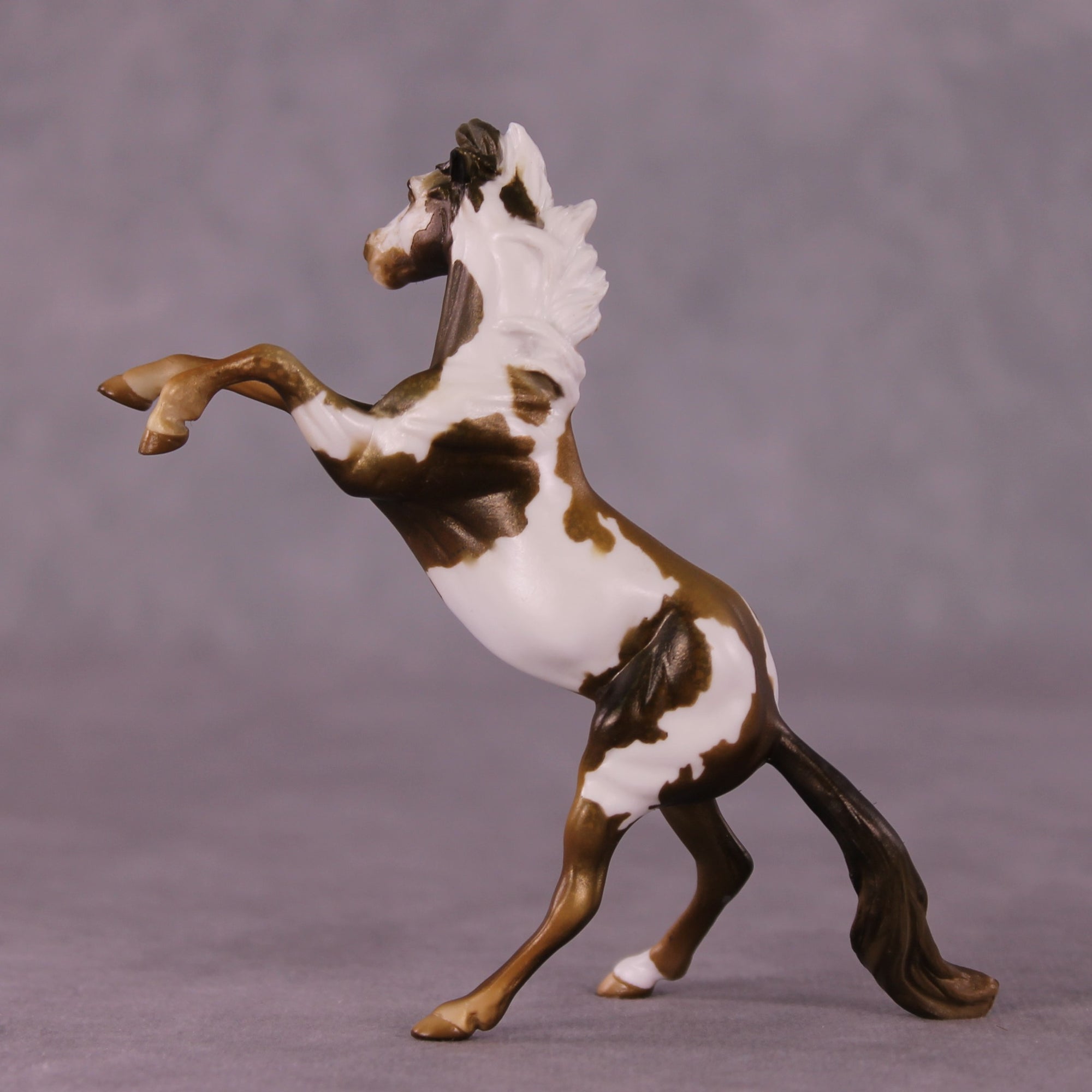 Gideon OOAK Rearing Chip by Kike Duarte EQ25