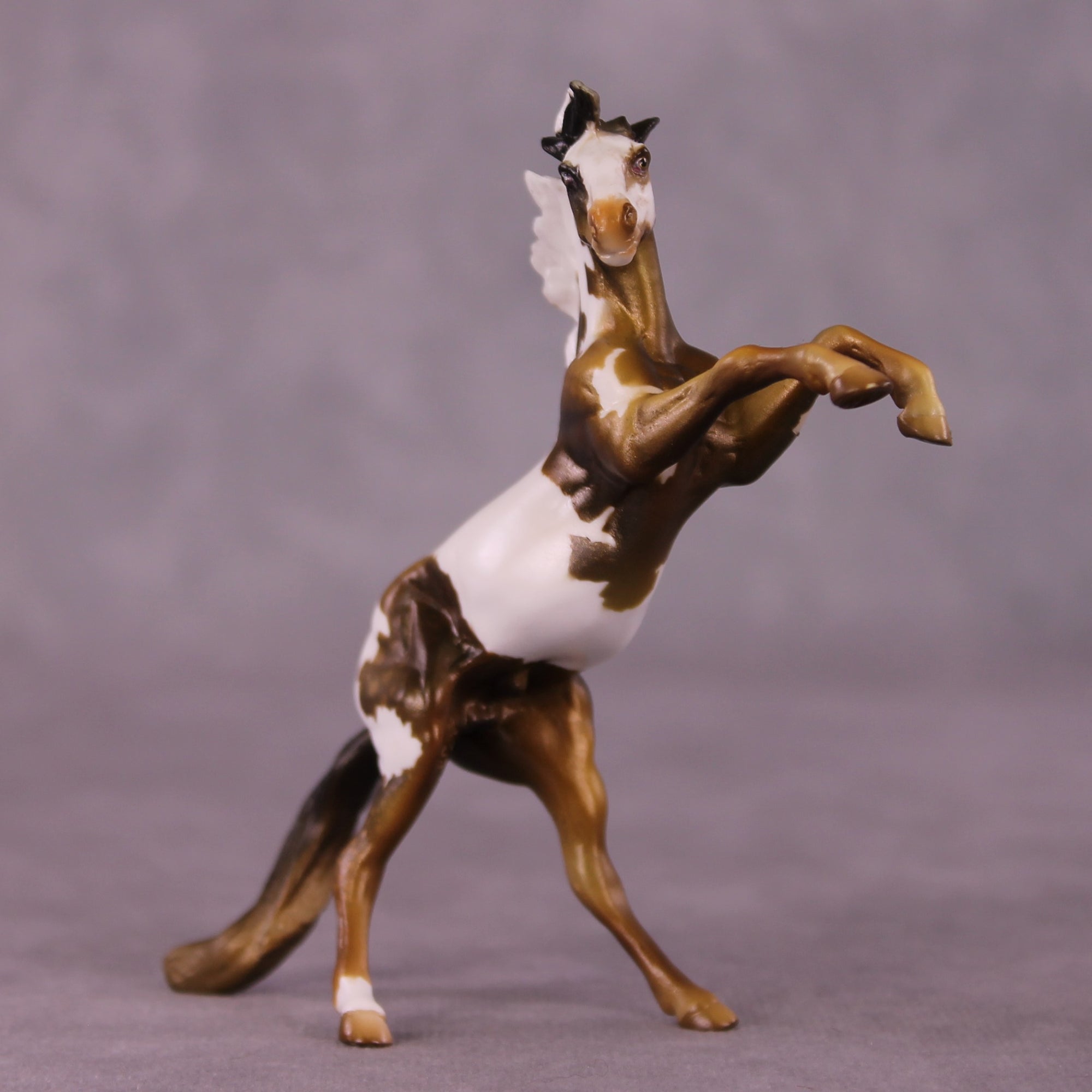 Gideon OOAK Rearing Chip by Kike Duarte EQ25