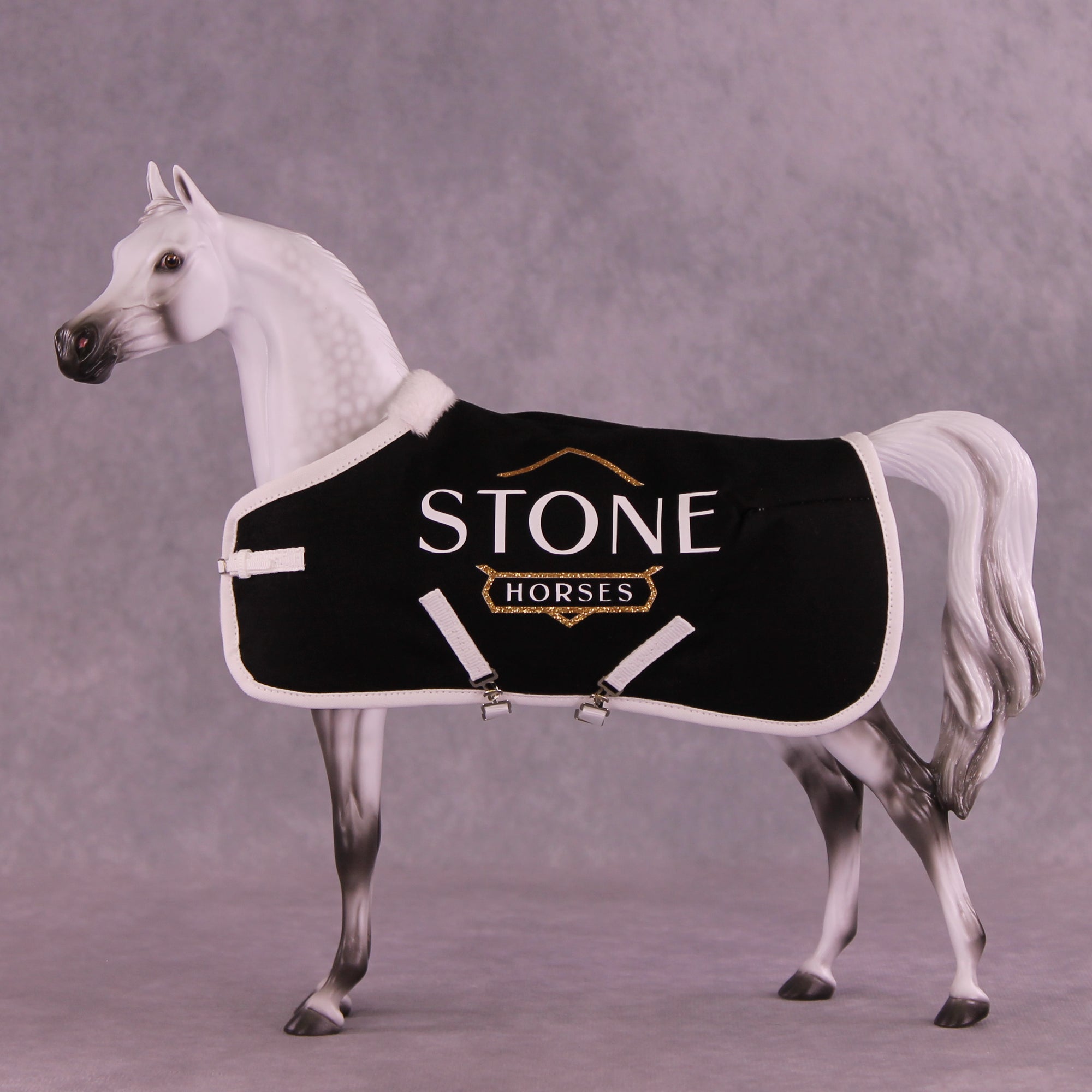 Small Business Saturday Mini Artem LE-60 by Ellen Robbins