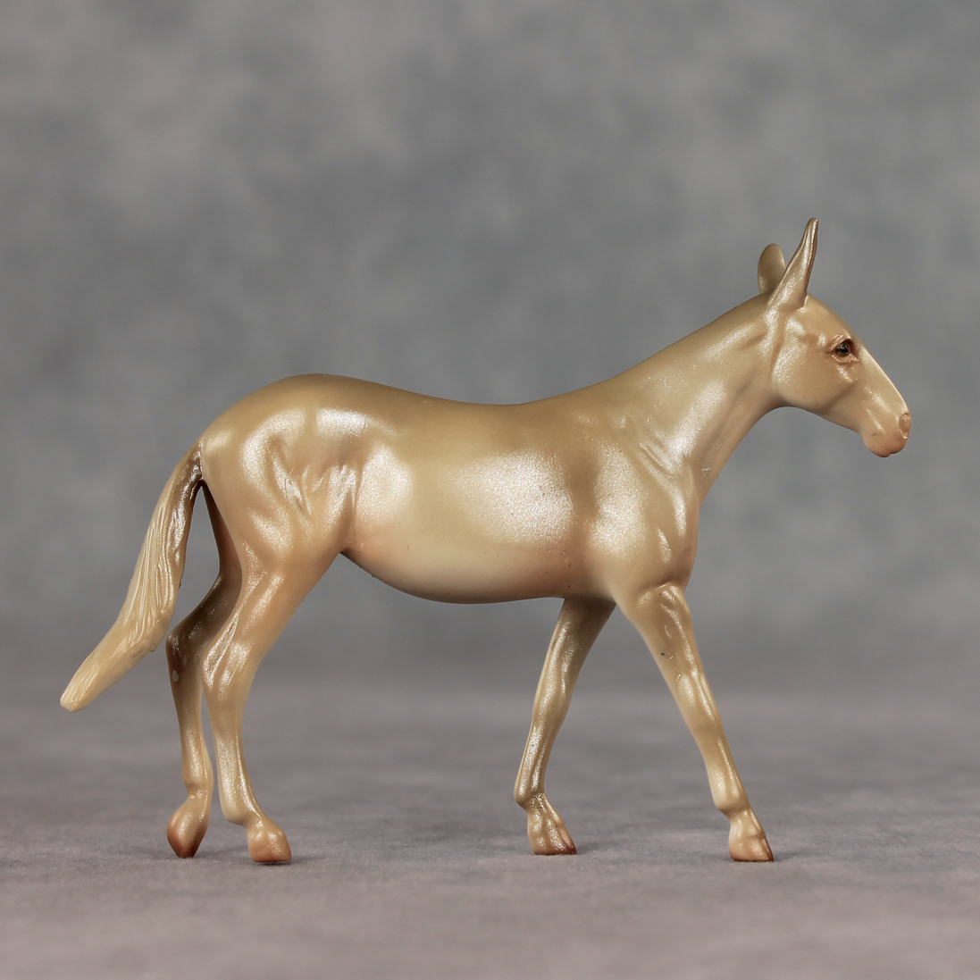 Magnolia LE-5 Chip Mule by Julie Keim May $99 Chips