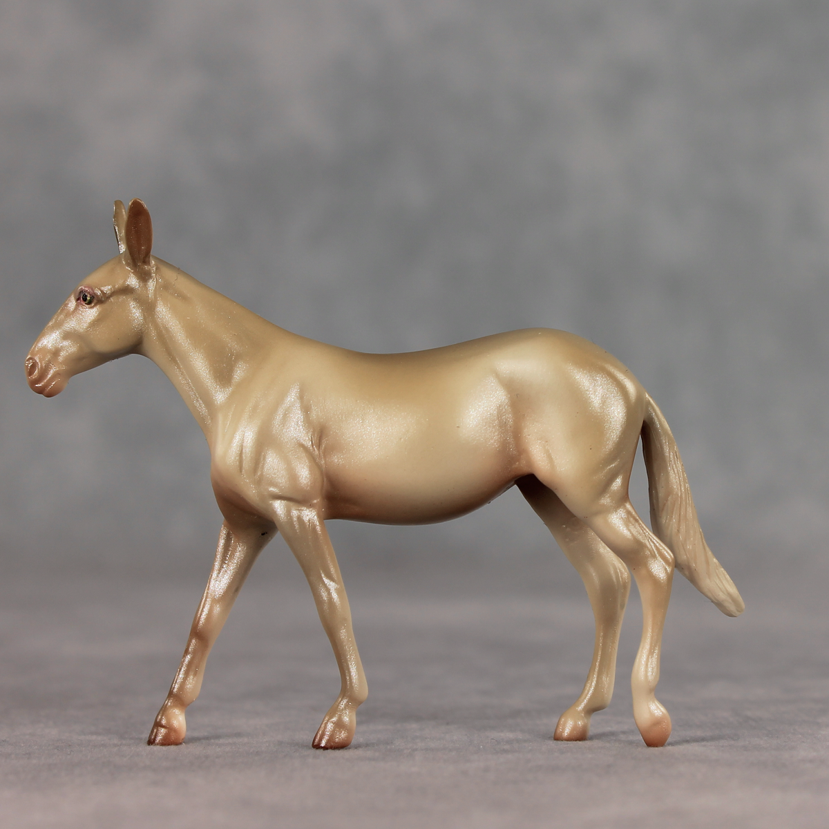 Magnolia LE-5 Chip Mule by Julie Keim May $99 Chips