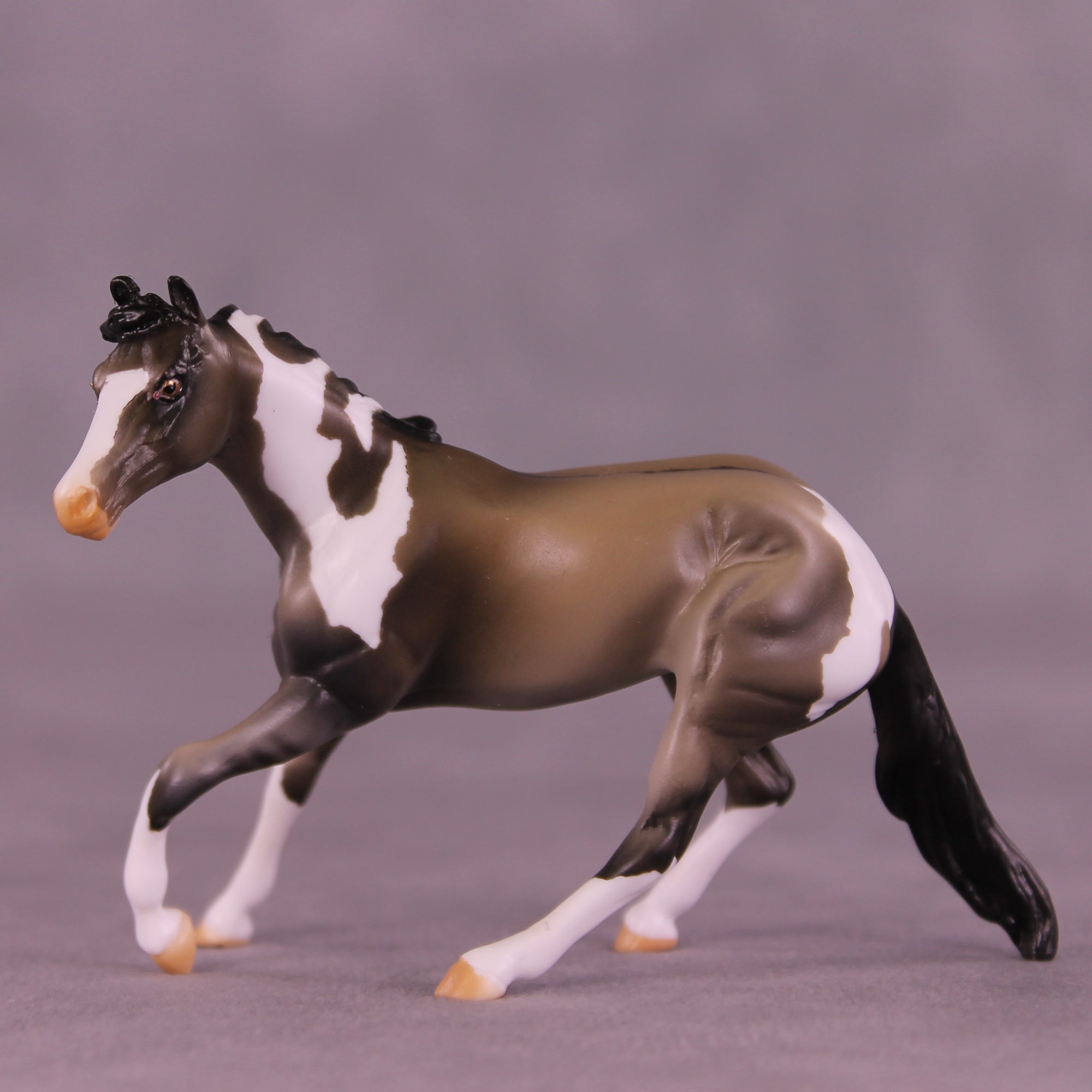 Oatmeal Raisin LE-5 Chip Cutting Horse by Kike (Enrique) Duarte December $99 Chips