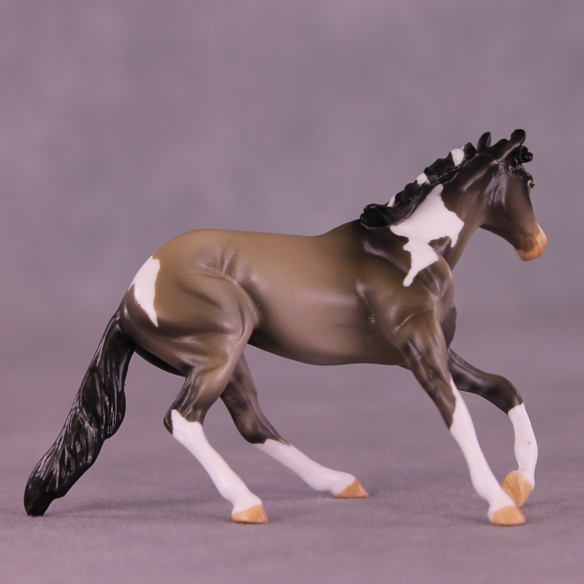 Oatmeal Raisin LE-5 Chip Cutting Horse by Kike (Enrique) Duarte December $99 Chips