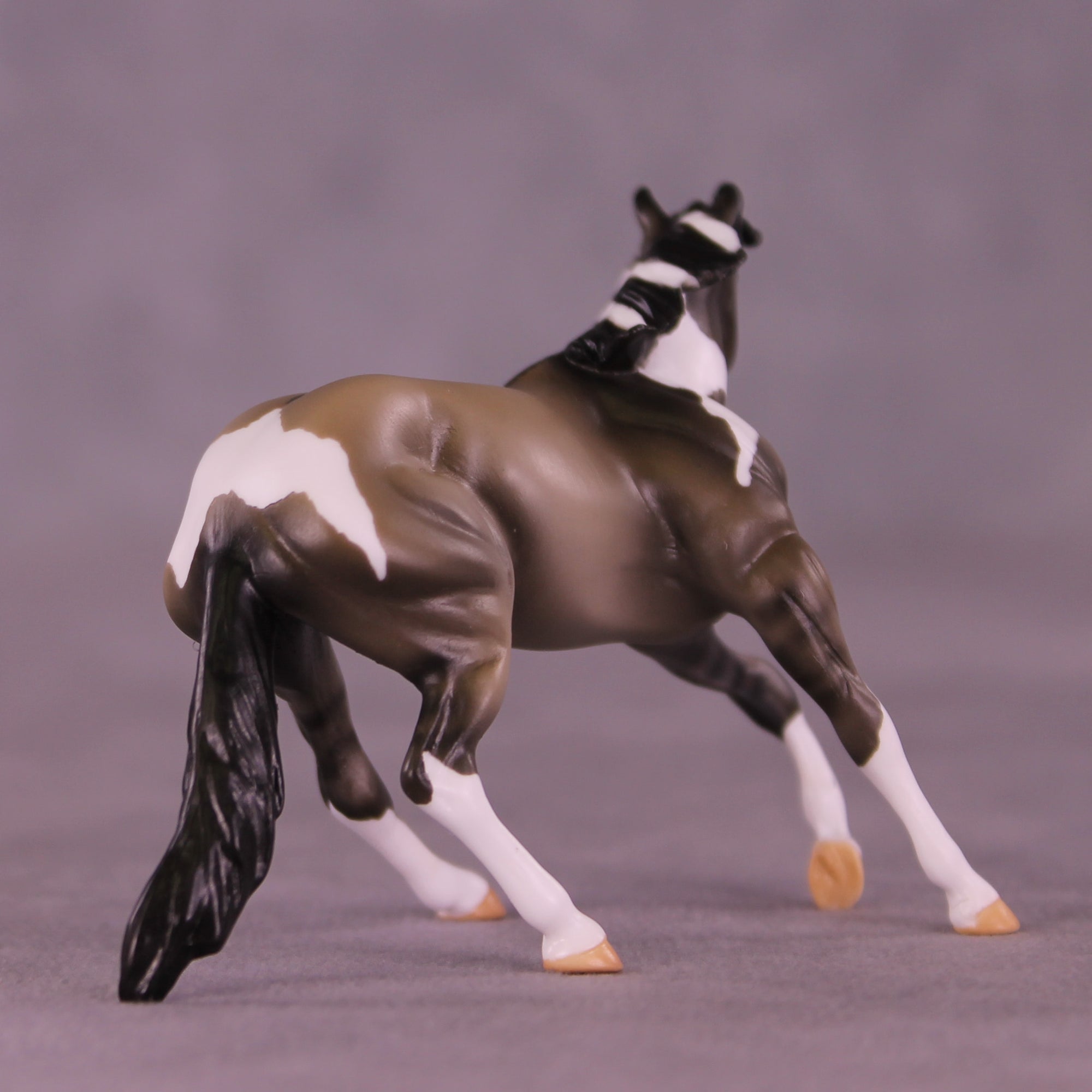 Oatmeal Raisin LE-5 Chip Cutting Horse by Kike (Enrique) Duarte December $99 Chips