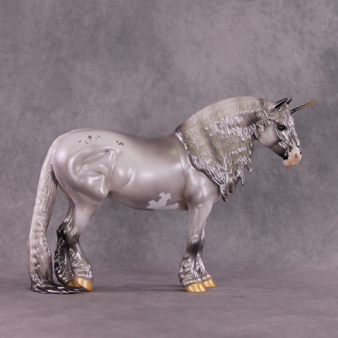 "Mahalo" LE-10 Heavy Draft Unicorn By Jess Hamill SHCF25 Judges Model Run