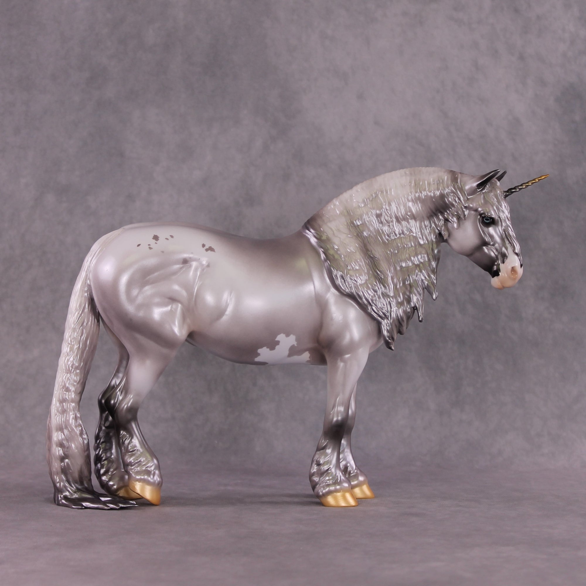 "Mahalo" LE-10 Heavy Draft Unicorn By Jess Hamill SHCF25 Judges Model Run