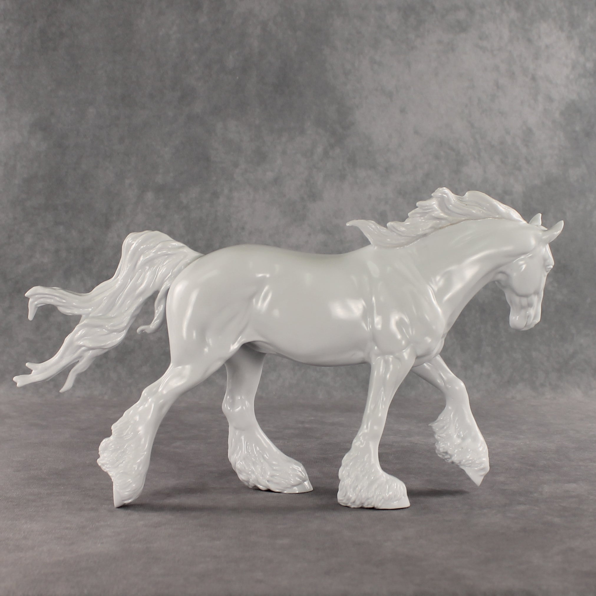 Design-A-Horse NEW FCM Irish Cob April Release DAH26 PM02613