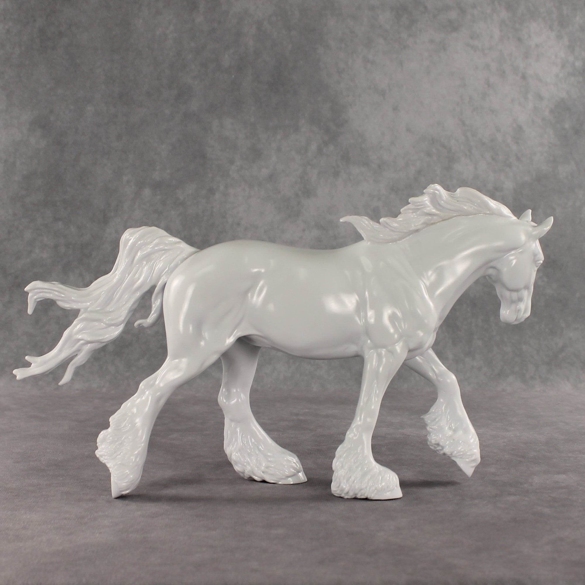 Design-A-Horse NEW FCM Irish Cob April Release DAH26 PM02613