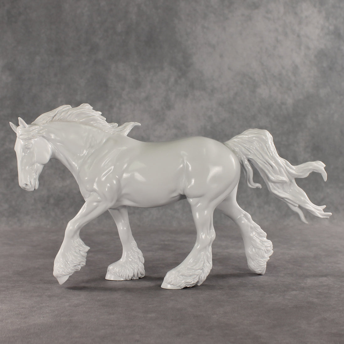 Design-A-Horse NEW FCM Irish Cob April Release DAH26 PM02613