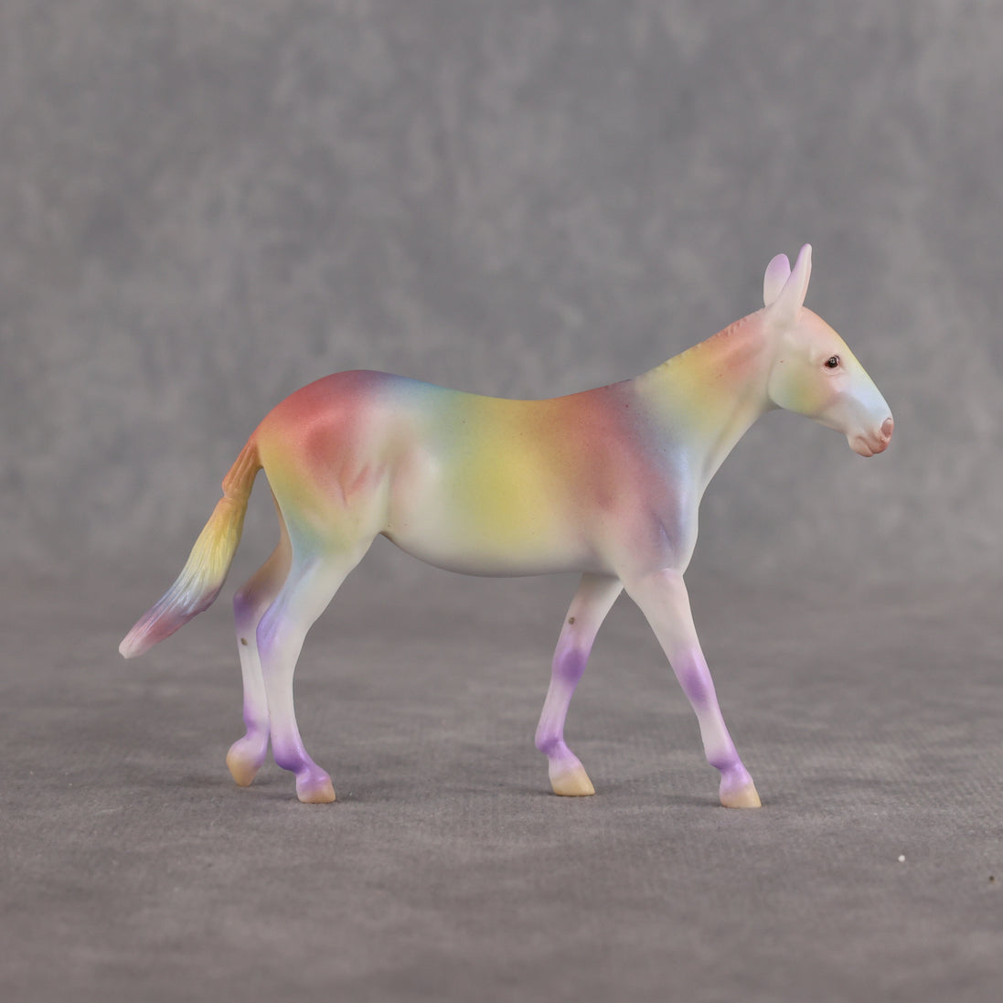 Jewell'd Skies LE-10 FCM Chip Mule by Ellen Robbins YP26