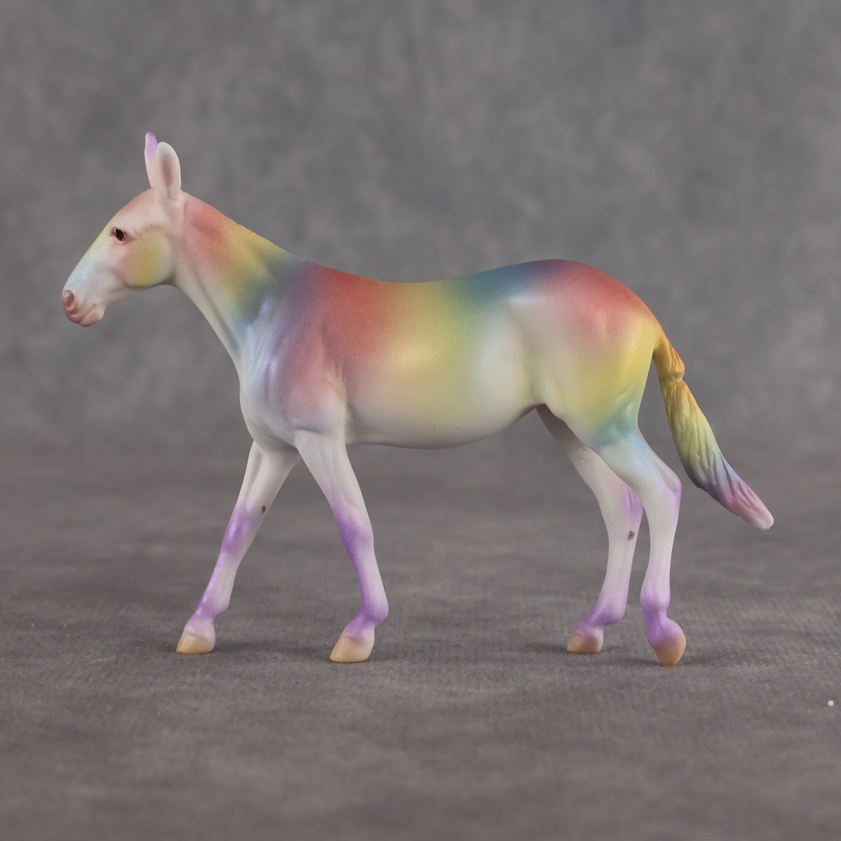 Jewell'd Skies LE-10 FCM Chip Mule by Ellen Robbins YP26