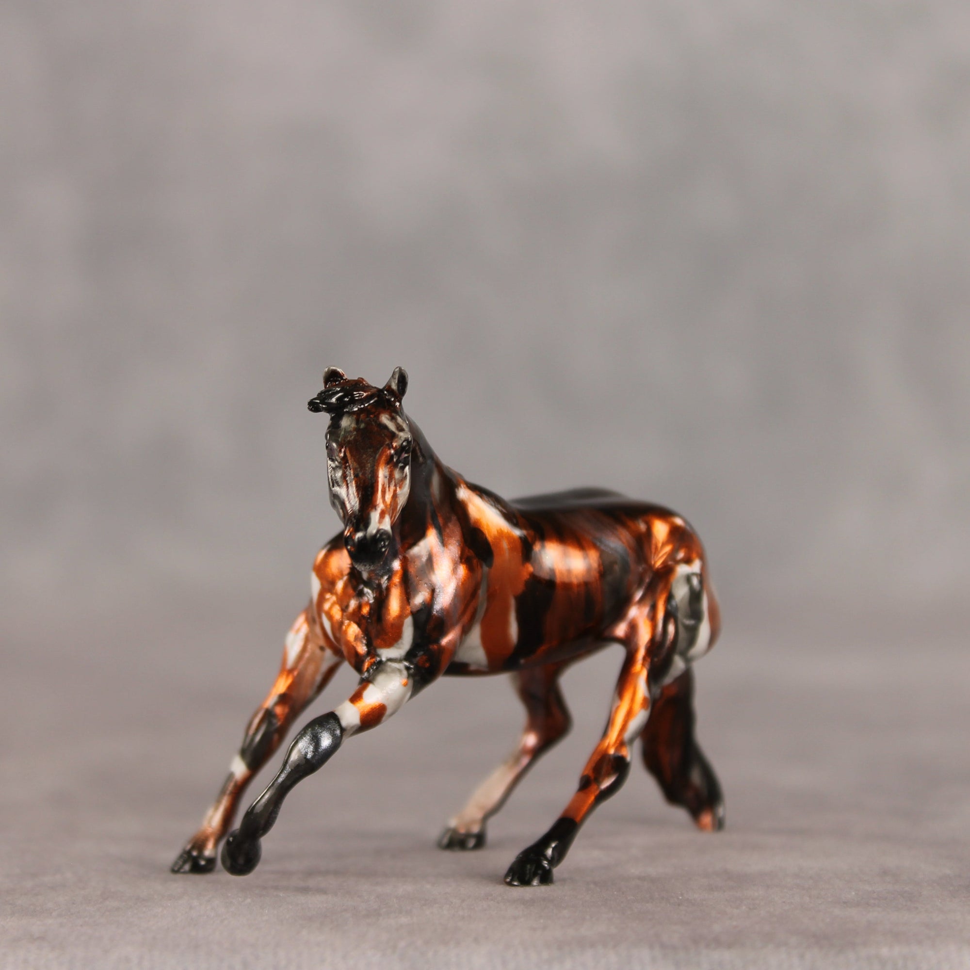 Jinkx OOAK Chip Cutting Horse by Julie Keim VV26