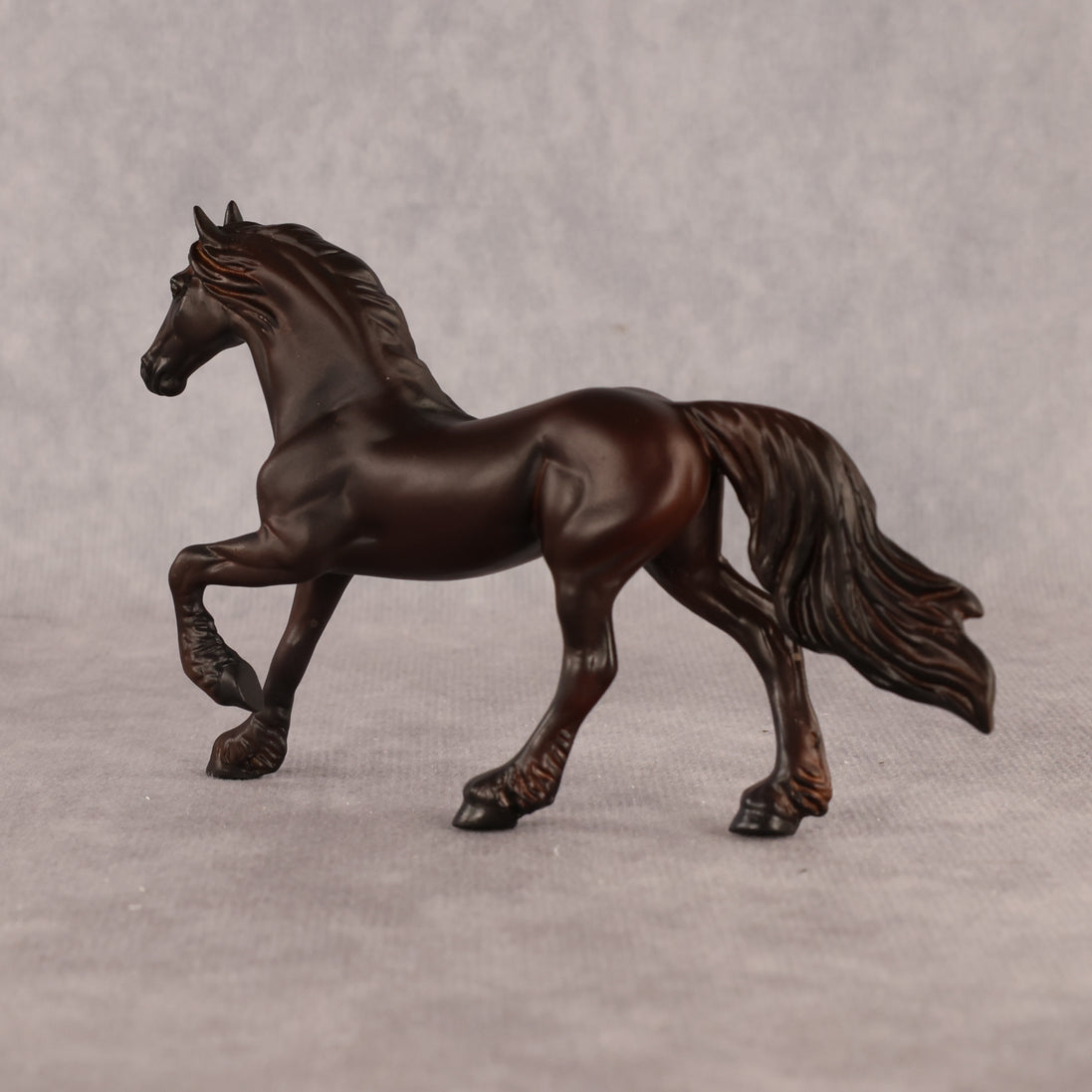 Joeh LE-5 Chip Friesian by Alex Fortman October $99 Chips