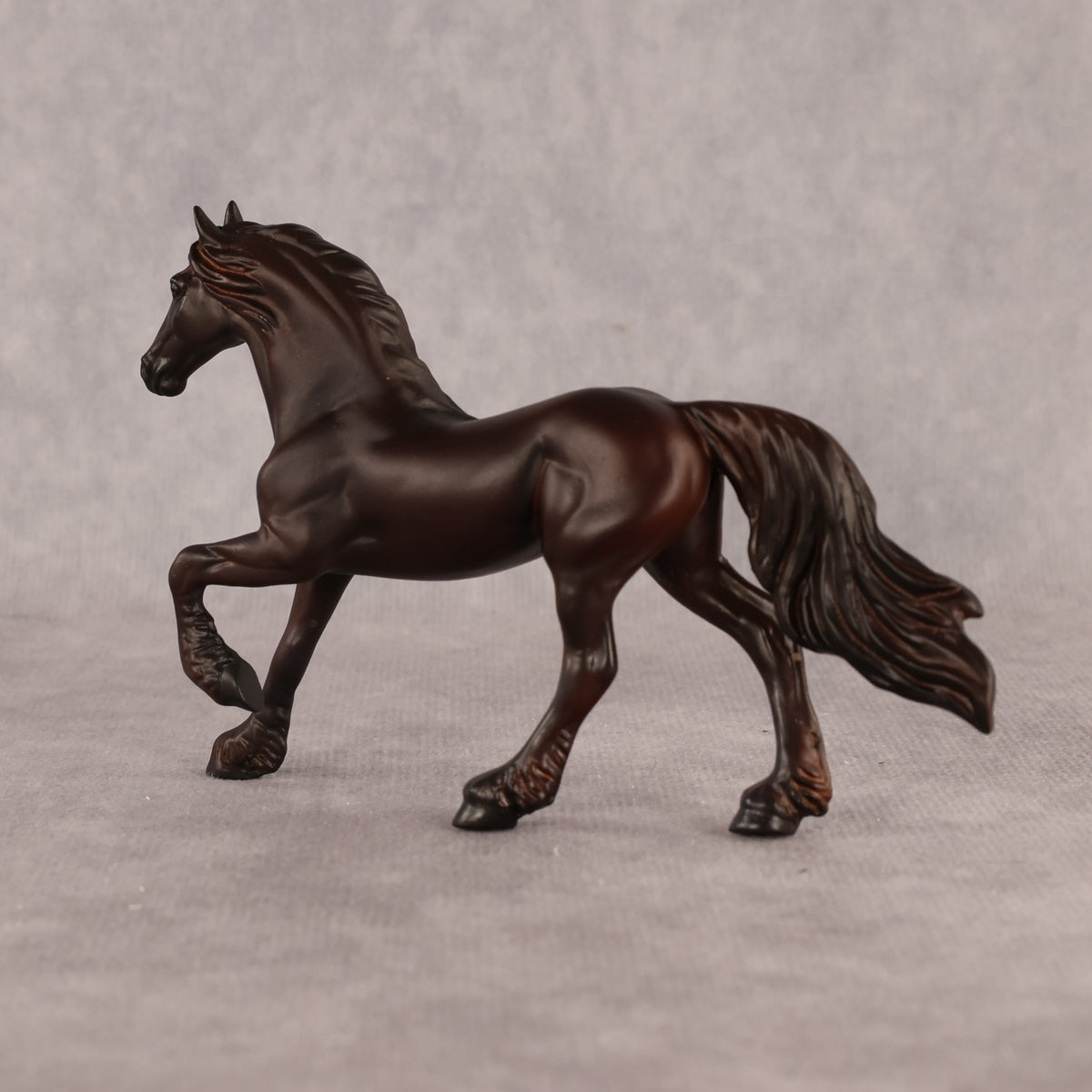 Joeh LE-5 Chip Friesian by Alex Fortman October $99 Chips