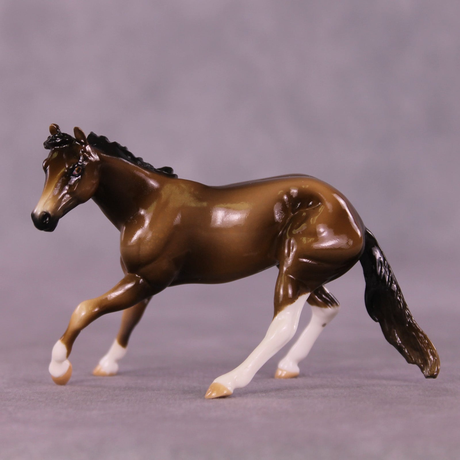Keep Moving OOAK Chip Cutting Horse by Kike (Enrique) Duarte MM25 Group C