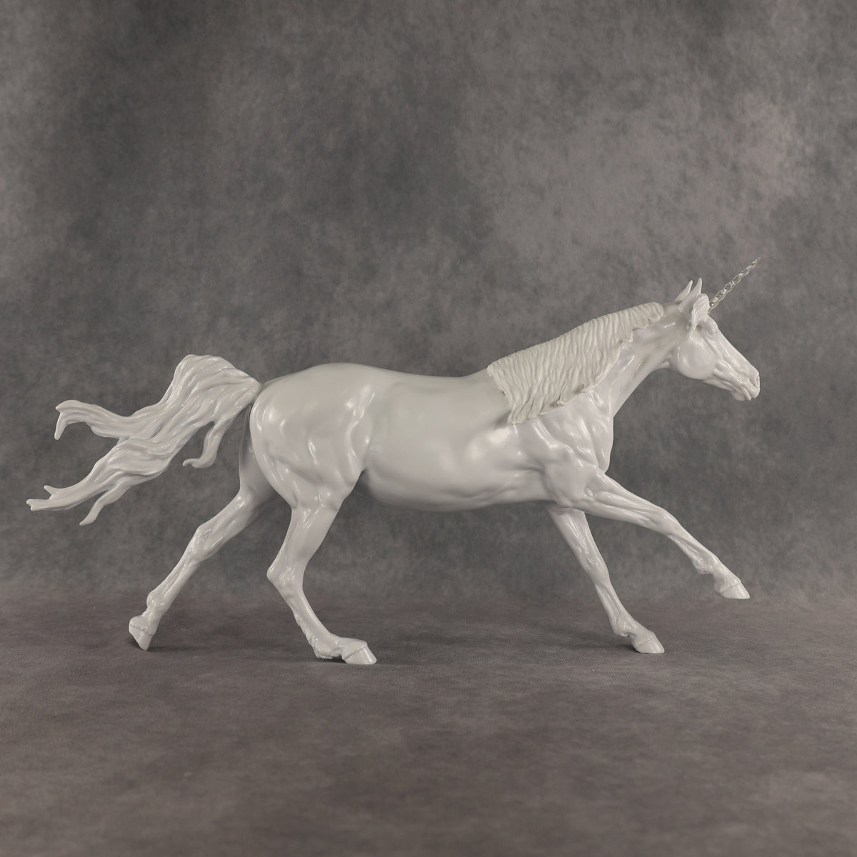 April Special Design-A-Horse FCM Volo SDAH26