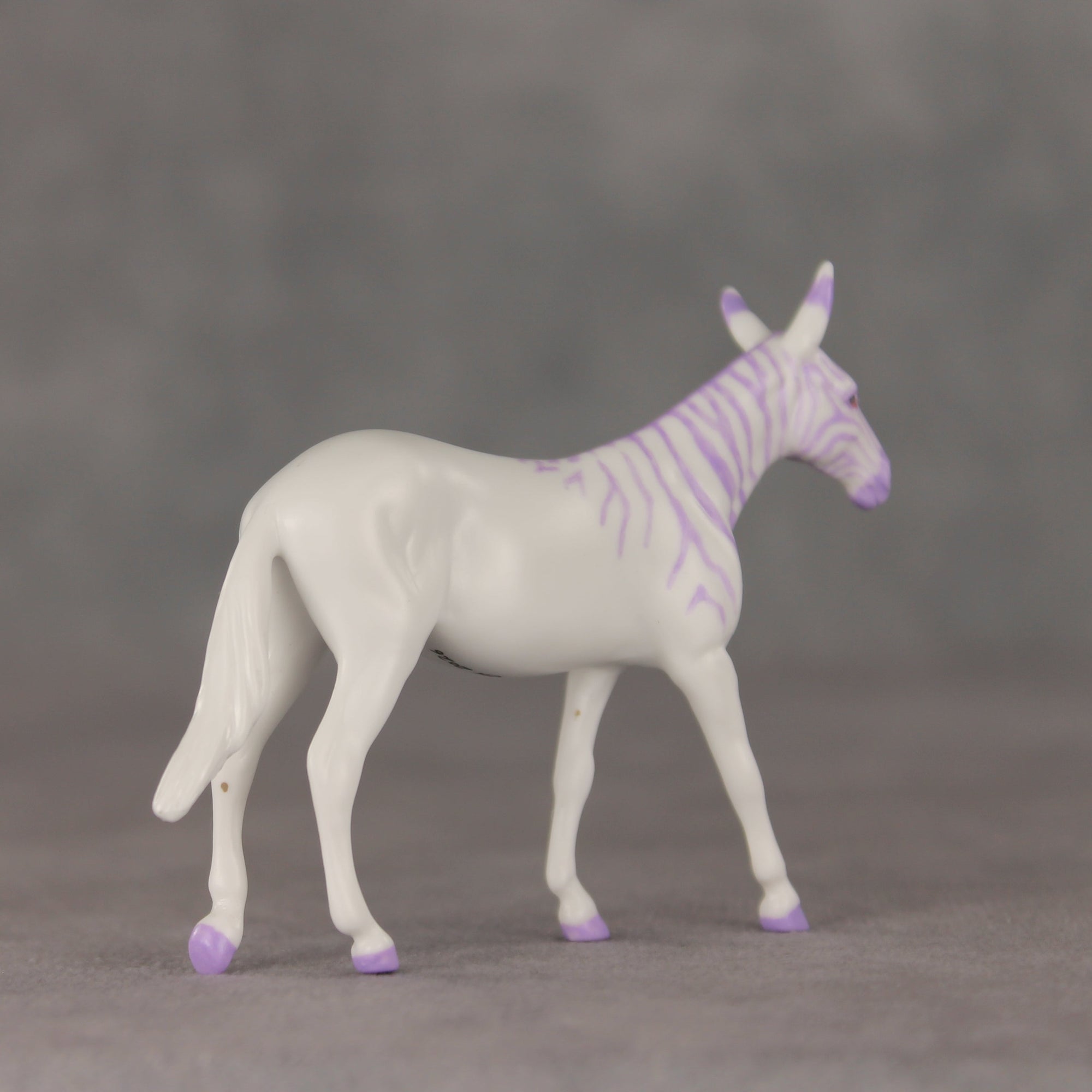 Lilac Luster OOAK Chip Mule by Jess Hamill VV26