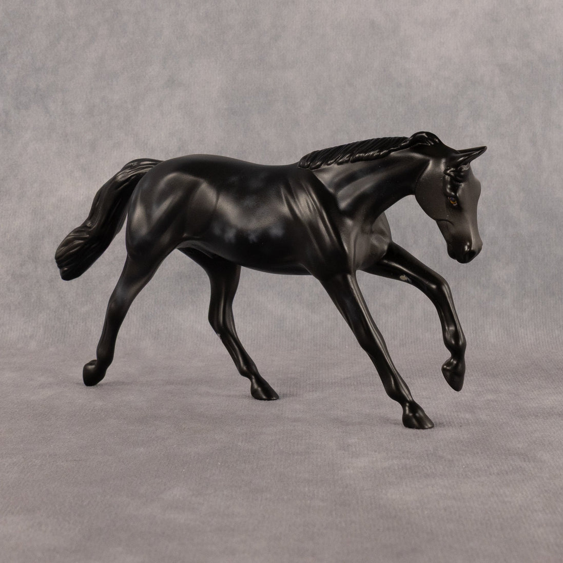 Mantis OOAK Pebble Stock Horse by Anna Rieck LHS26
