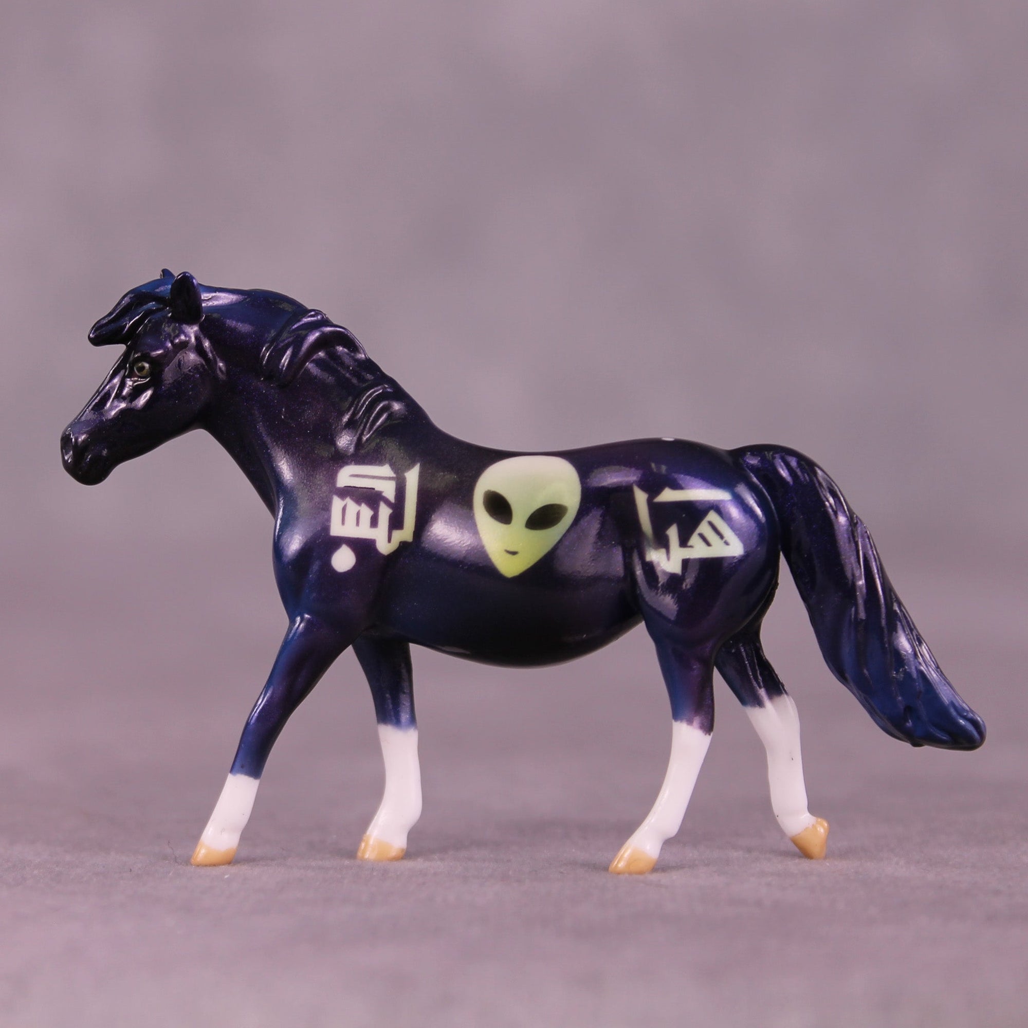 Martian Visitor OOAK Chip Pony by Kike (Enrique) Duarte MM25 Group C