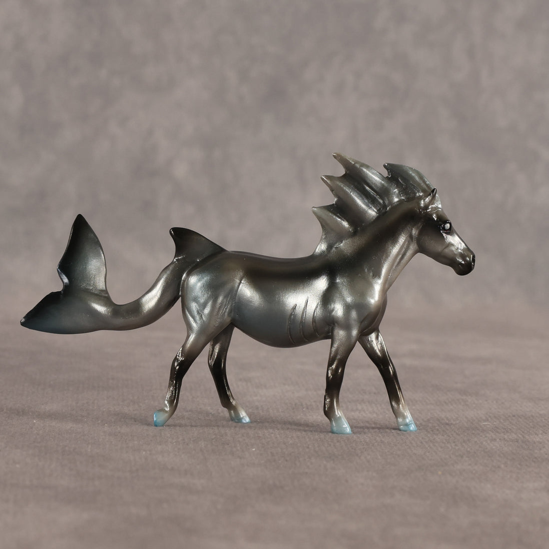 Mini Valtameri OOAK EFCM Chip Pony by Carissa Mathews Ro326