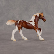 Mini Hyalophora LE-5 EFCM Chip Friesian by Ellen Robbins & Carissa Mathews Ro326