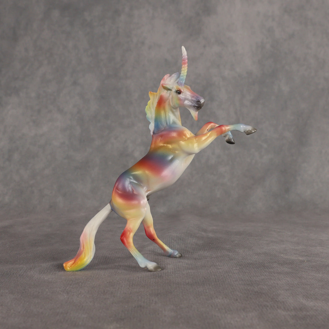 Mini Kalei LE-5 EFCM Chip Mustang by Ellen Robbins & Carissa Mathews Ro326
