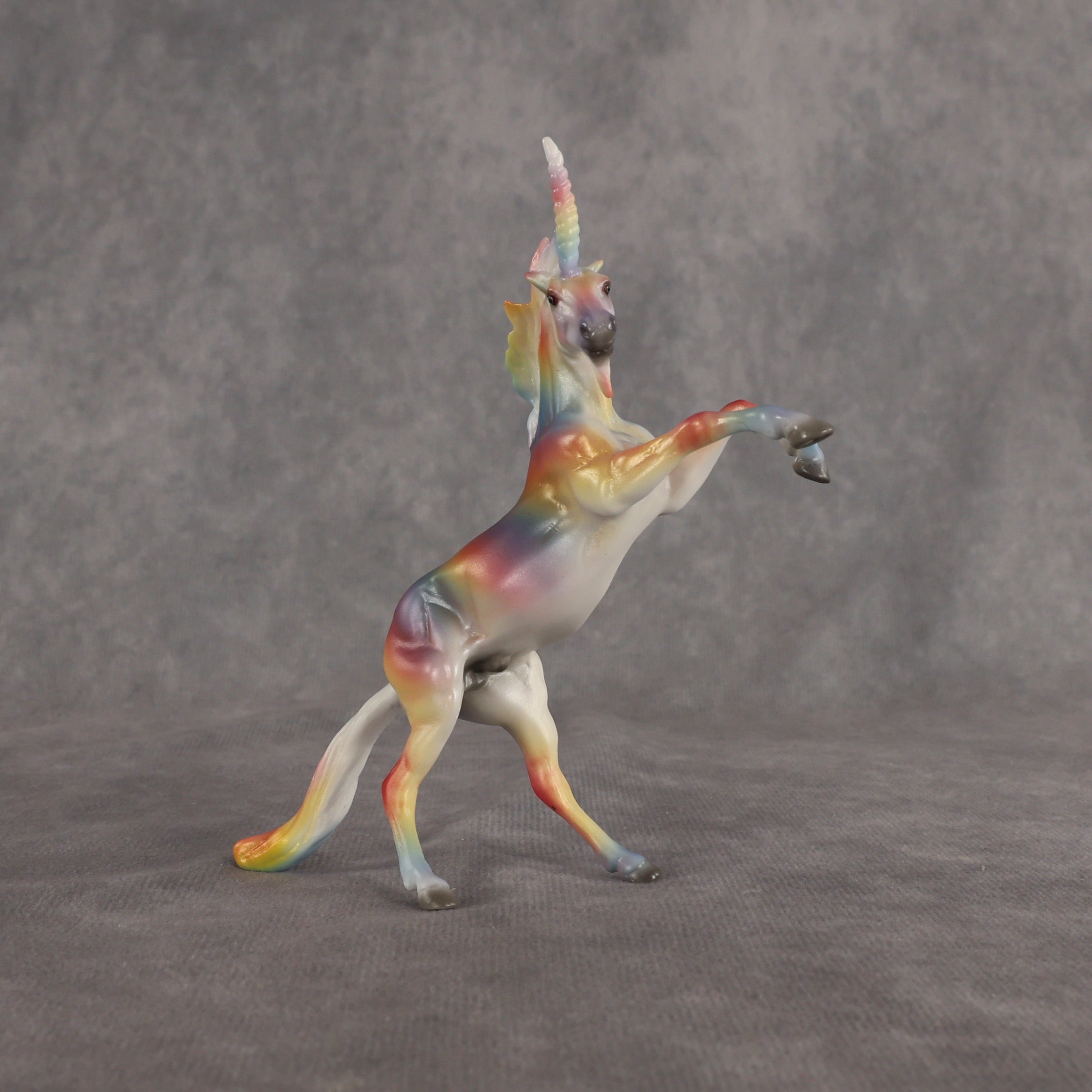 Mini Kalei LE-5 EFCM Chip Mustang by Ellen Robbins & Carissa Mathews Ro326