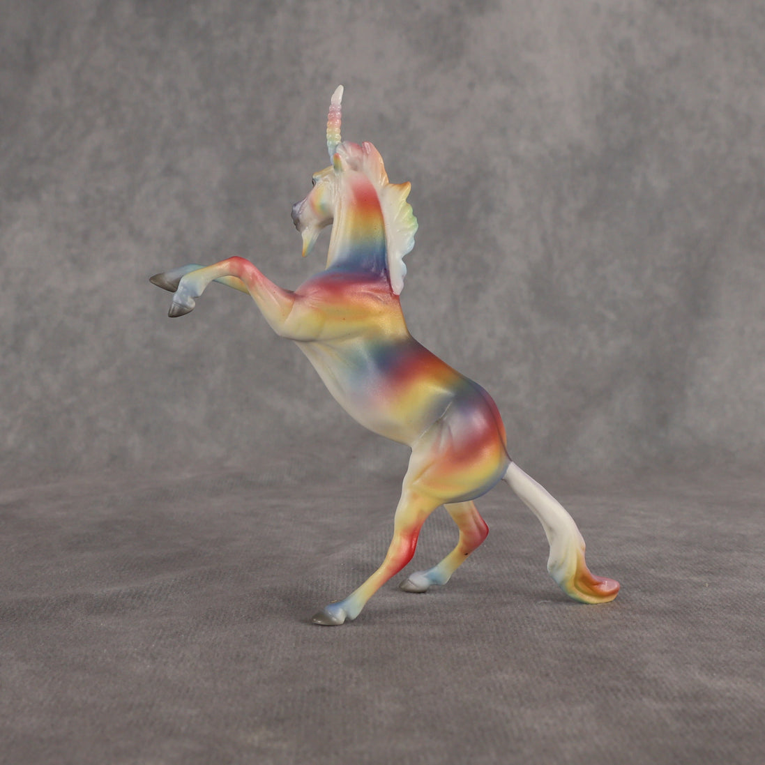 Mini Kalei LE-5 EFCM Chip Mustang by Ellen Robbins & Carissa Mathews Ro326