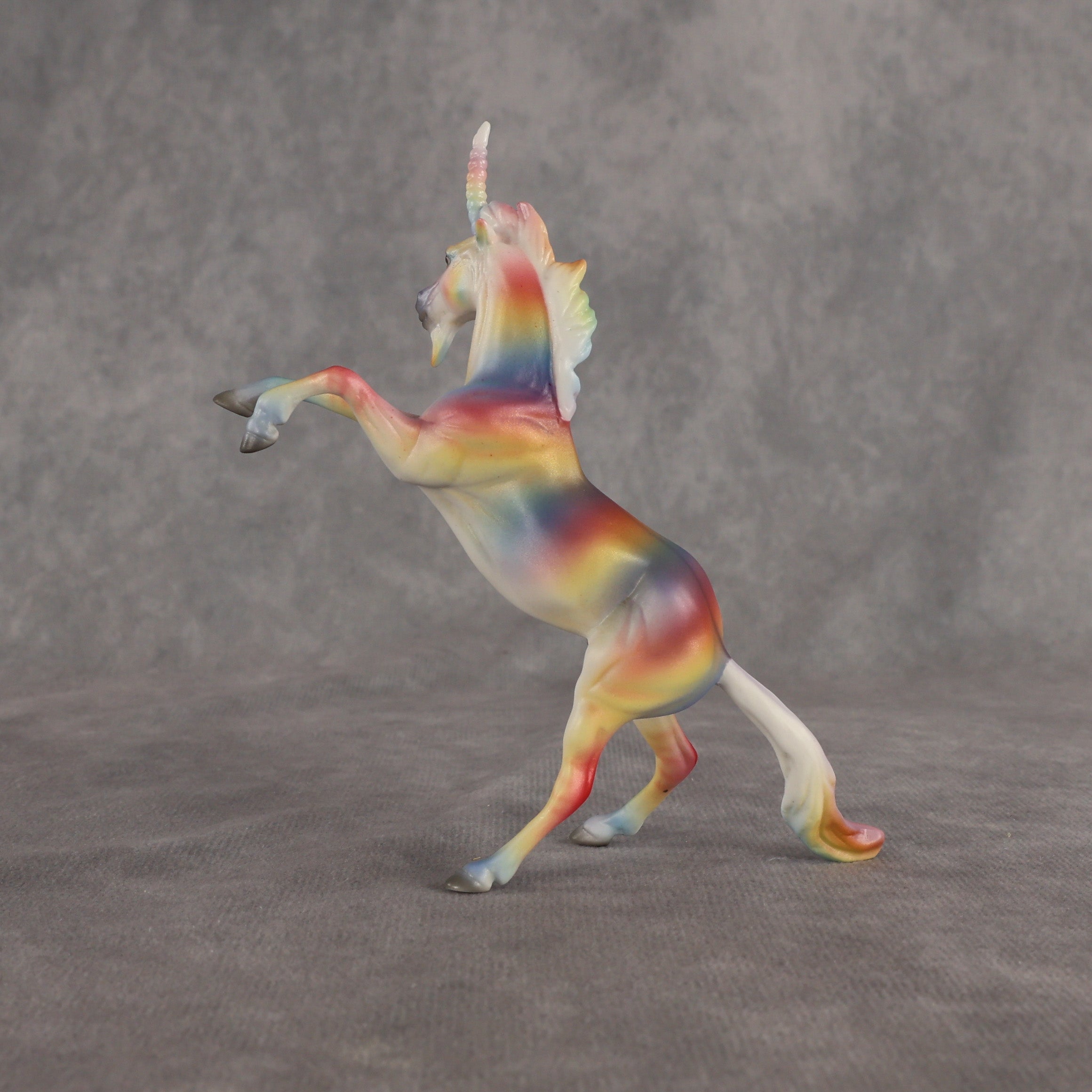 Mini Kalei LE-5 EFCM Chip Mustang by Ellen Robbins & Carissa Mathews Ro326