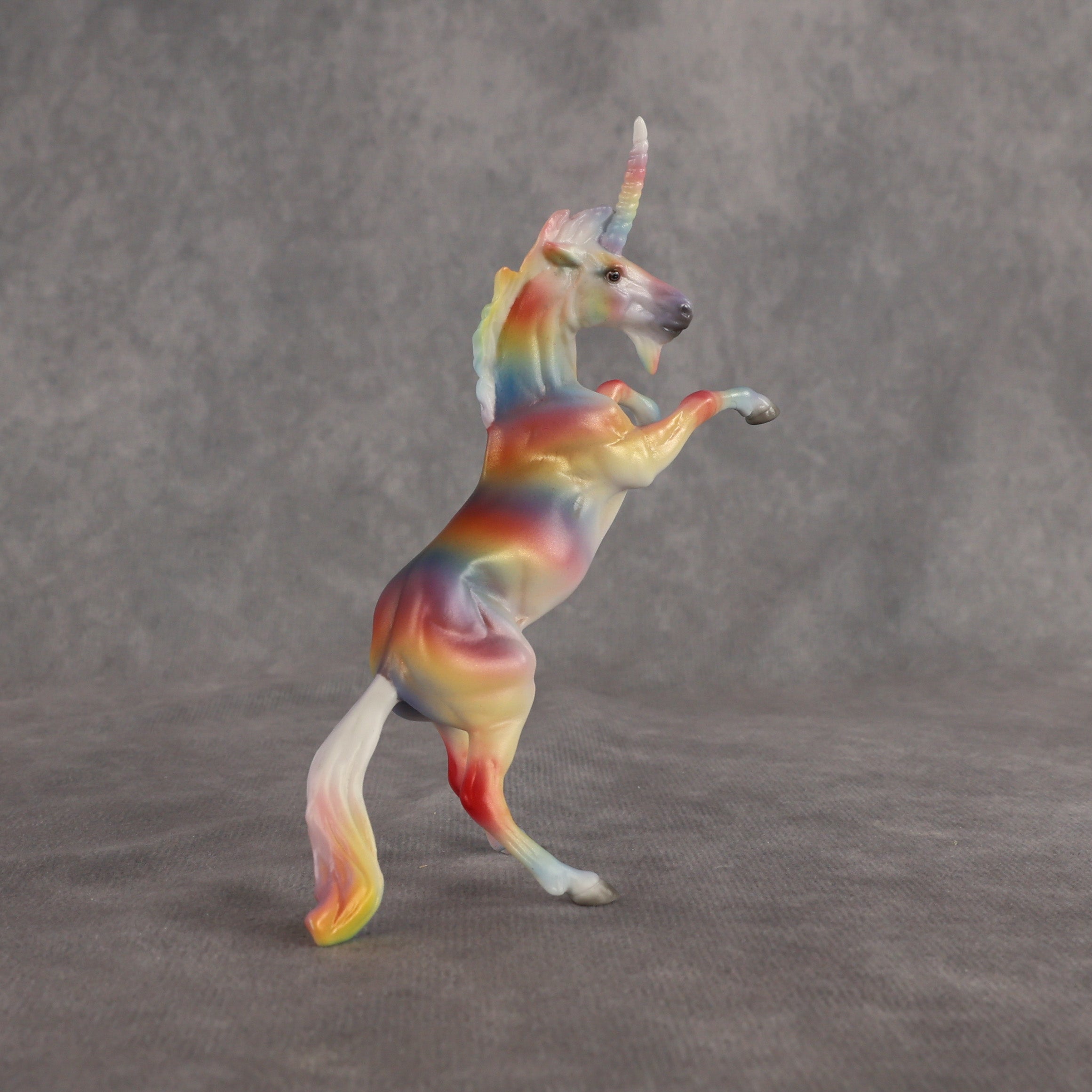 Mini Kalei LE-5 EFCM Chip Mustang by Ellen Robbins & Carissa Mathews Ro326