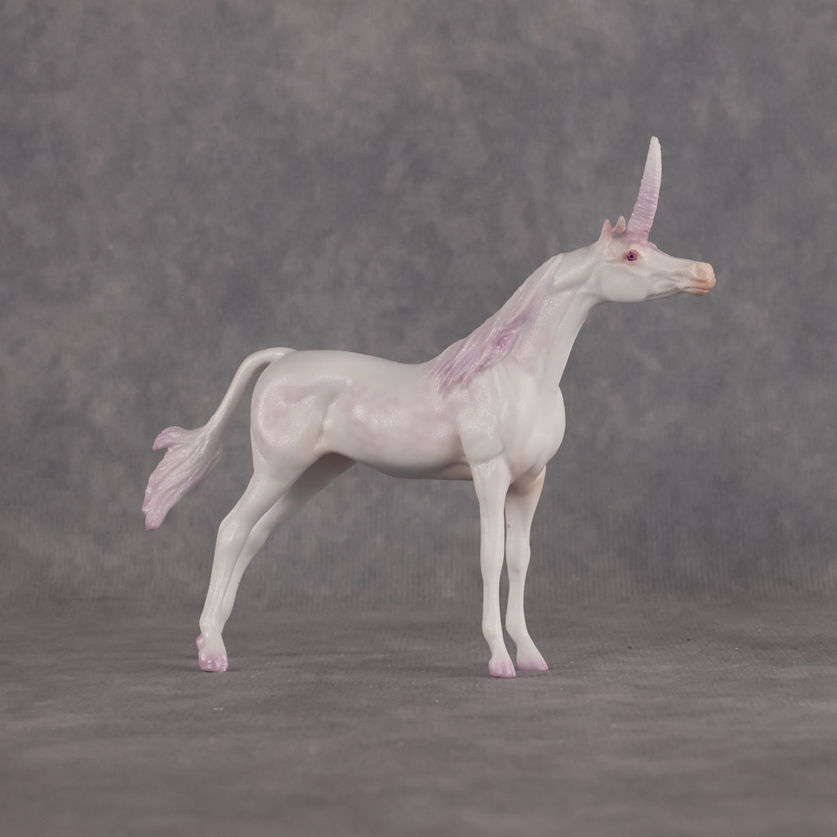 Mini Thea LE-5 EFCM Chip Arabian by Jess Hamill & Carissa Mathews Ro326