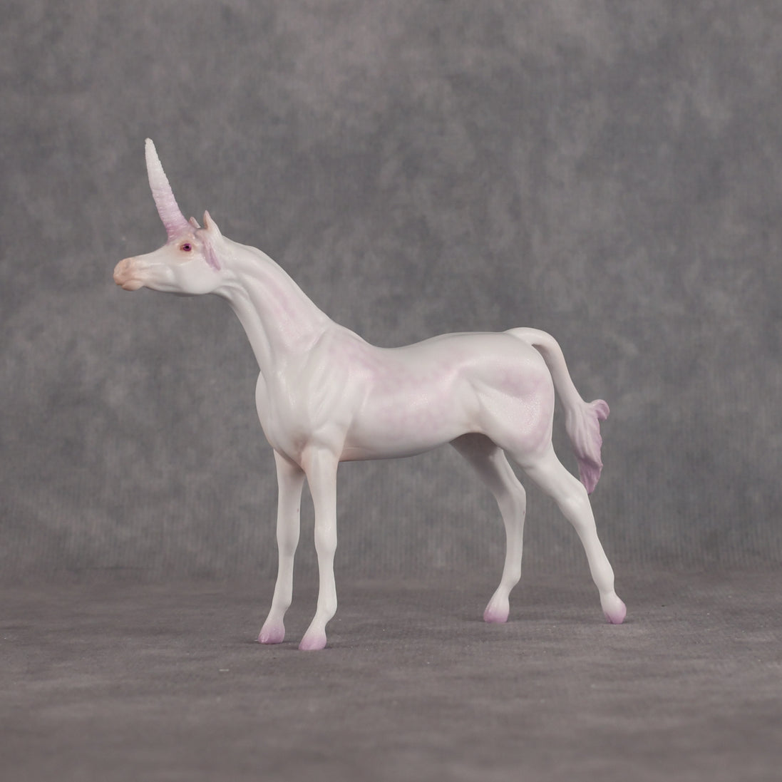 Mini Thea LE-5 EFCM Chip Arabian by Jess Hamill & Carissa Mathews Ro326